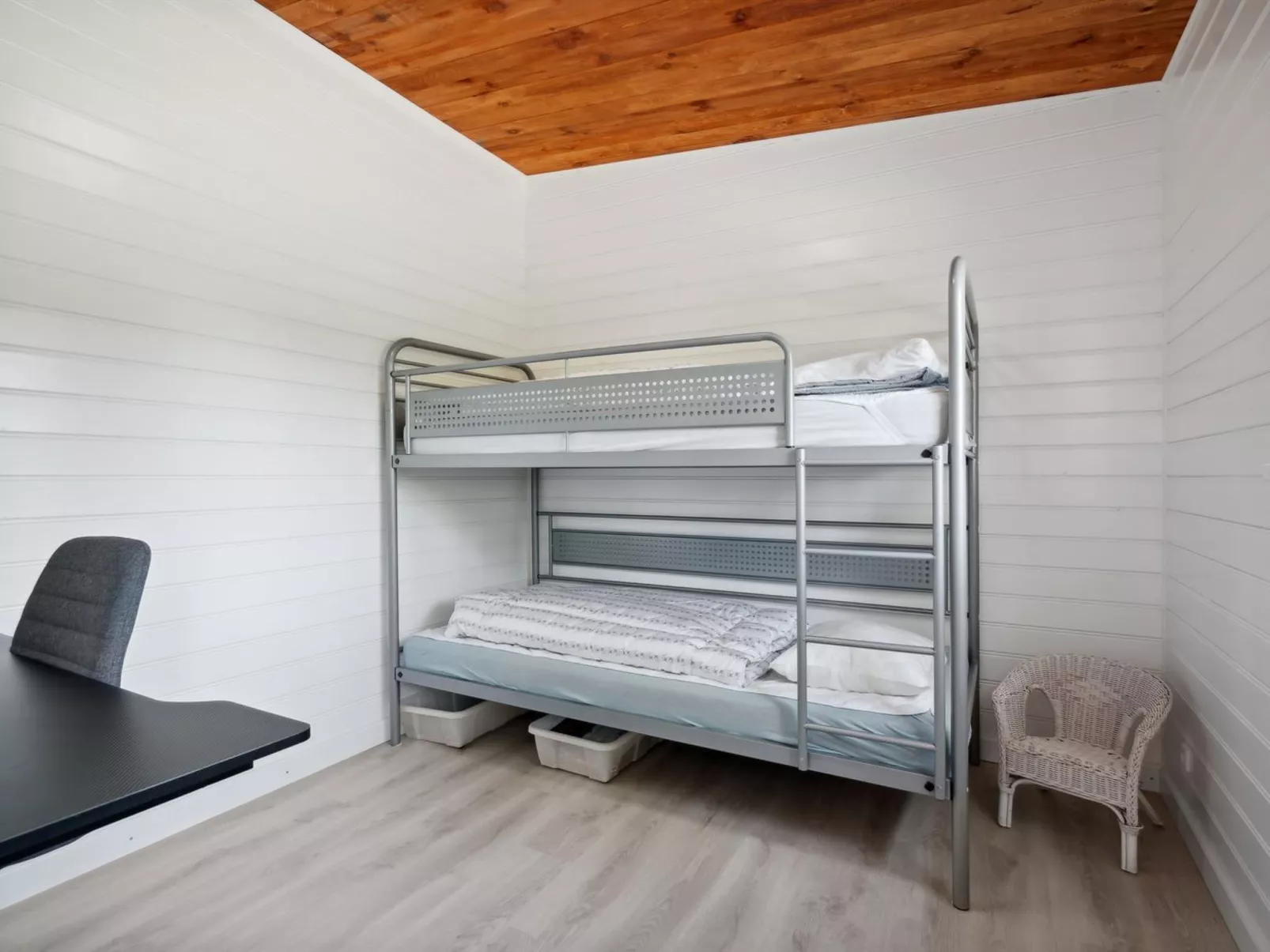 "Thrugils" - 200m from the sea-Inside