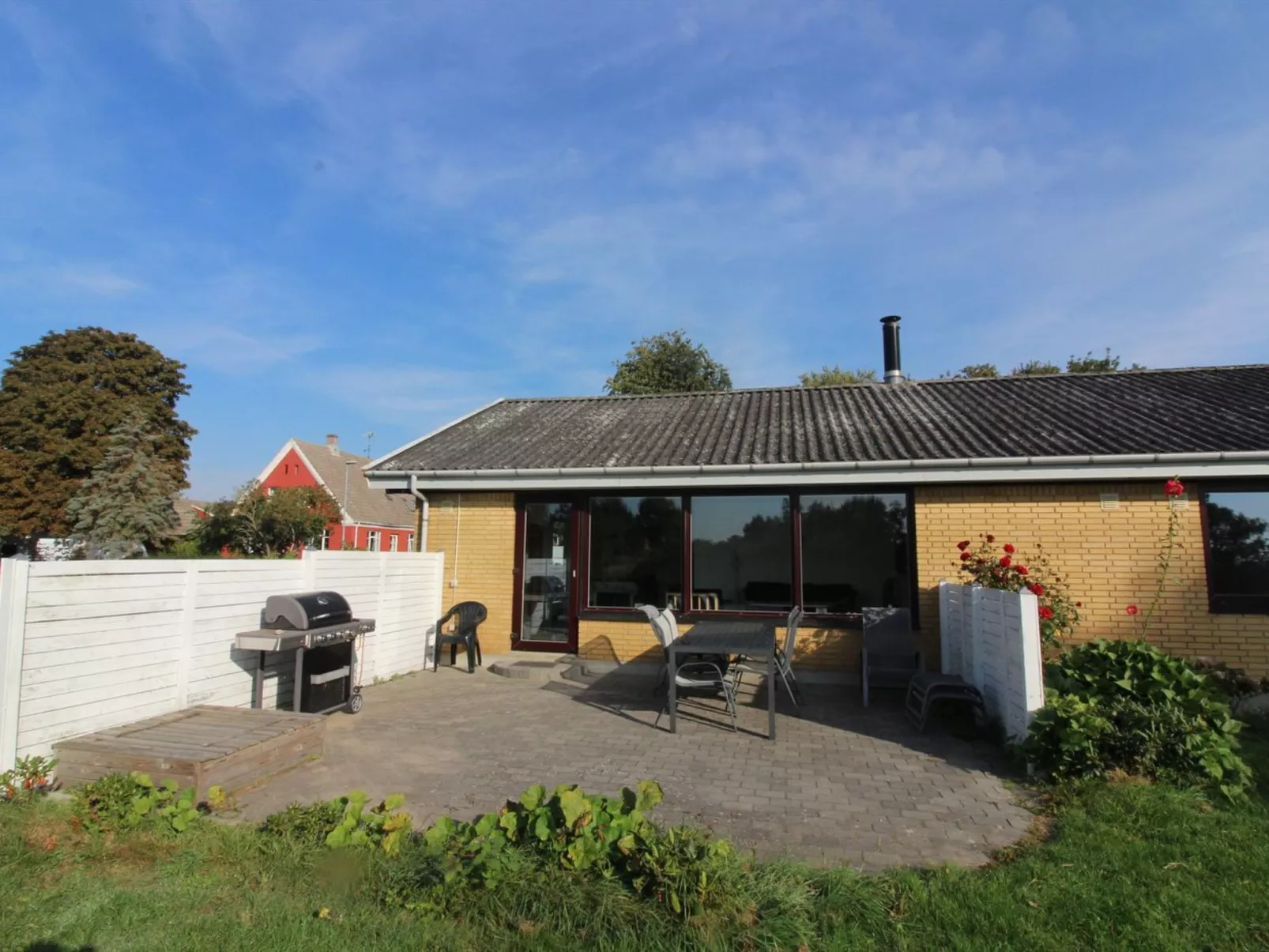 "Kolle" - 3.2km from the sea-Draußen