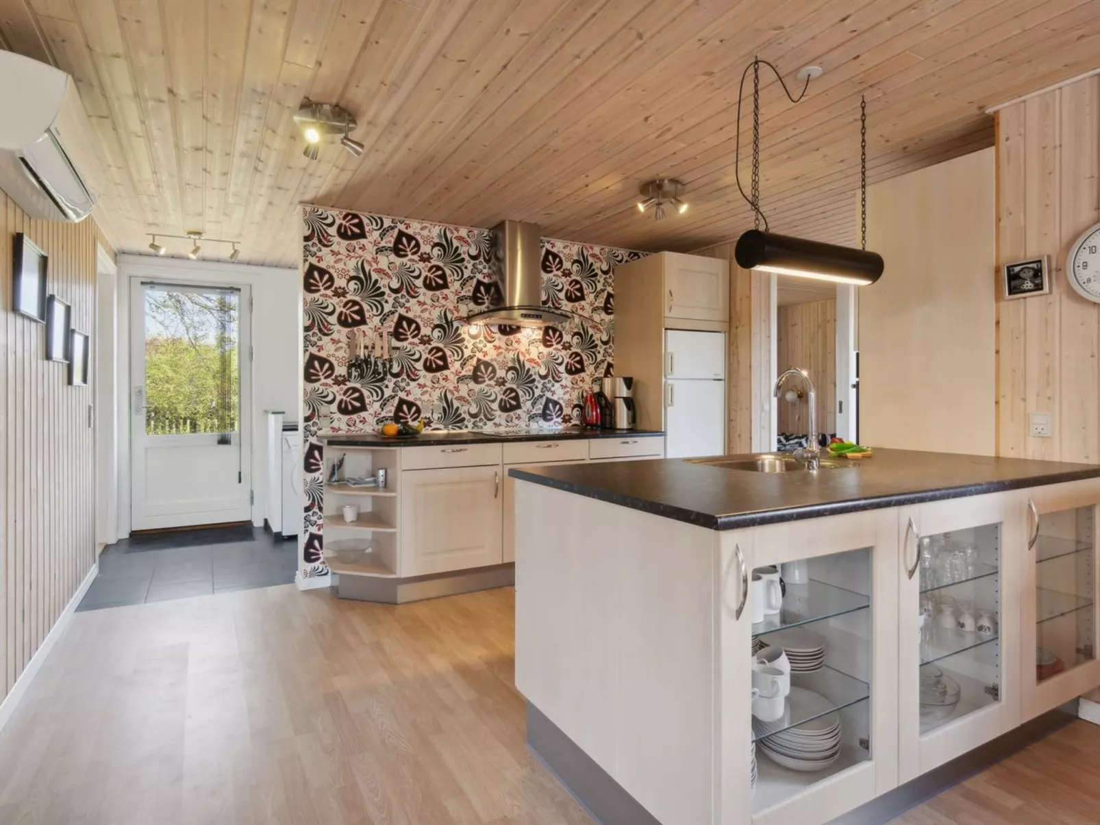 "Letizia" - 700m from the sea-Dedans