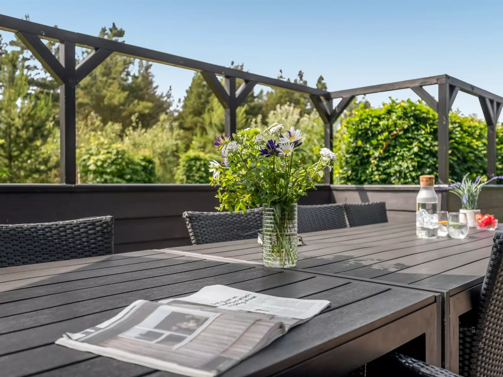 "Lavrans" - 2.5km from the sea-Draußen