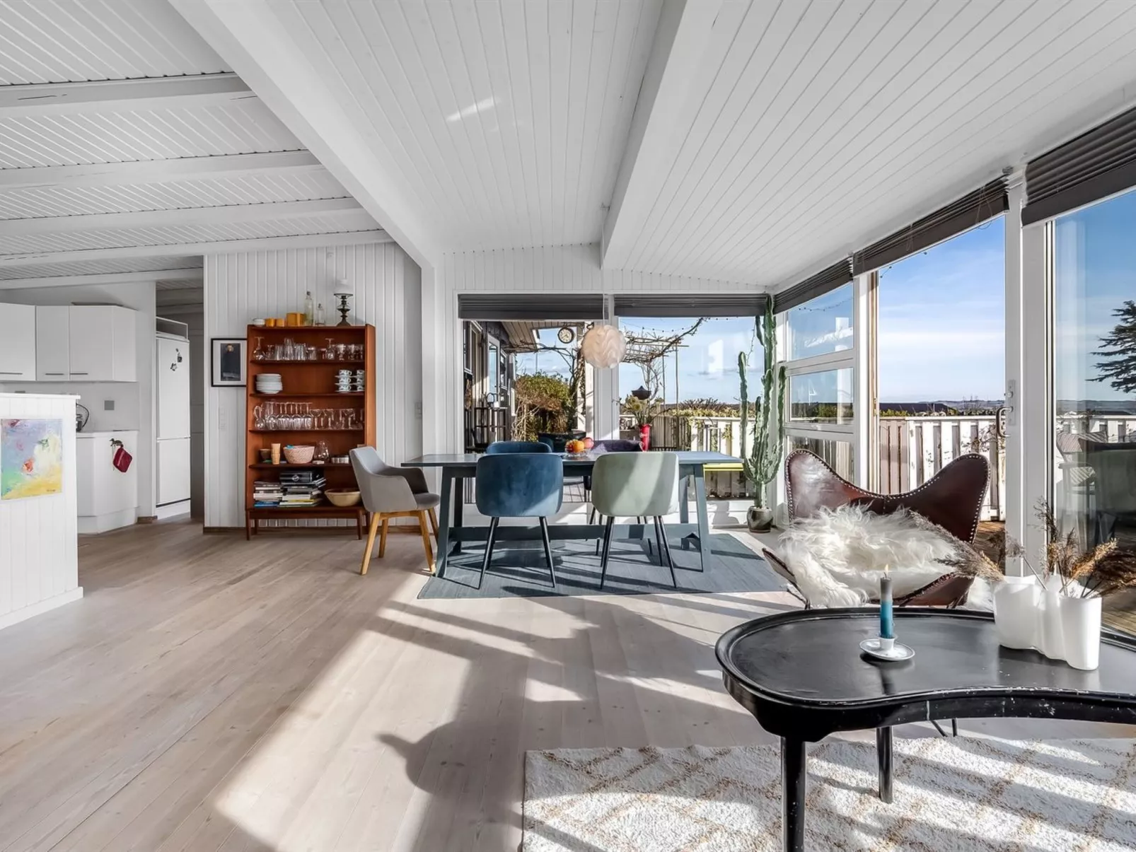 "Sylvia" - 450m from the sea-Inside