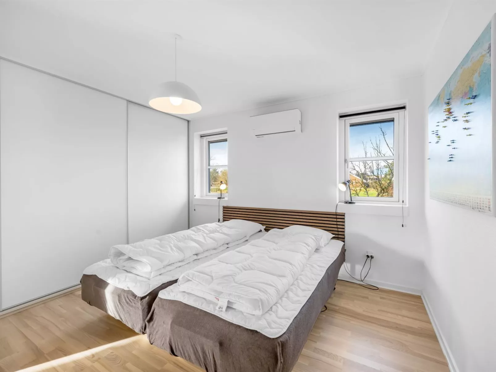 "Elsi" - 1.3km from the sea-Inside