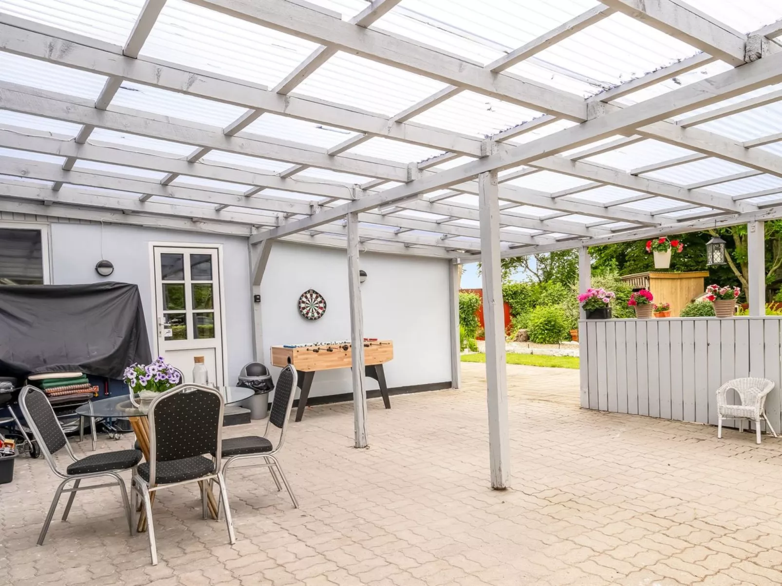 "Elara" - 300m from the sea-Outside