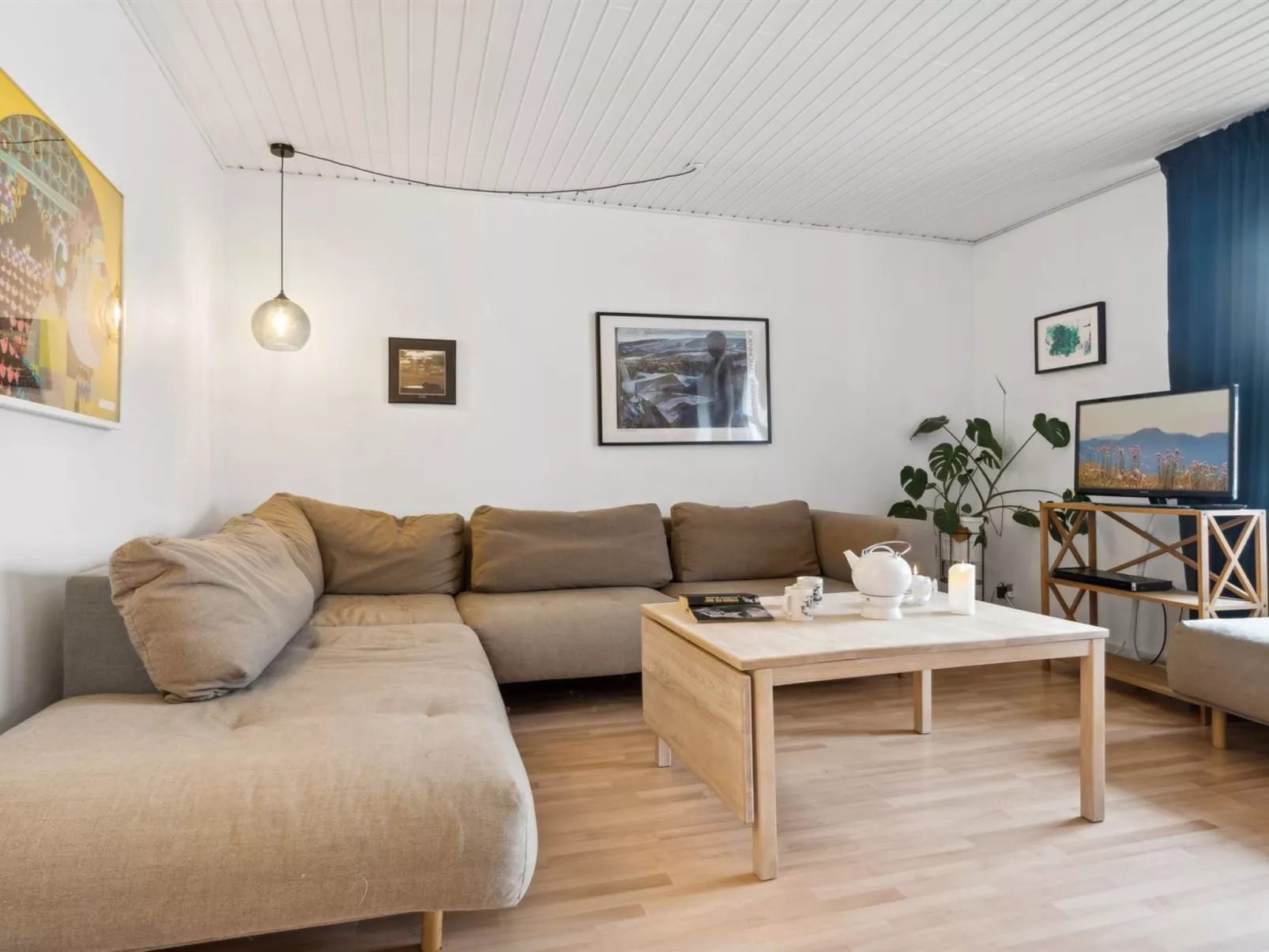 "Yrjö" - 1km from the sea-Inside