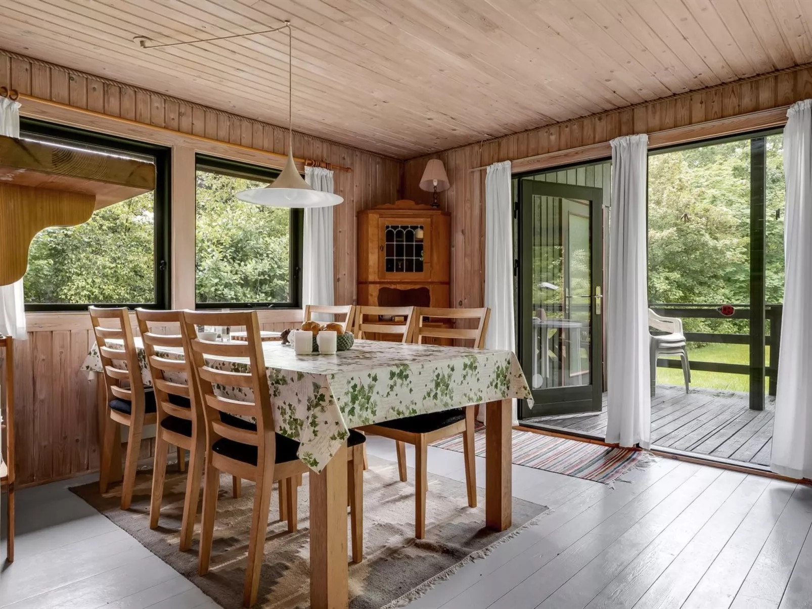 "Matild" - 800m from the sea-Drinnen