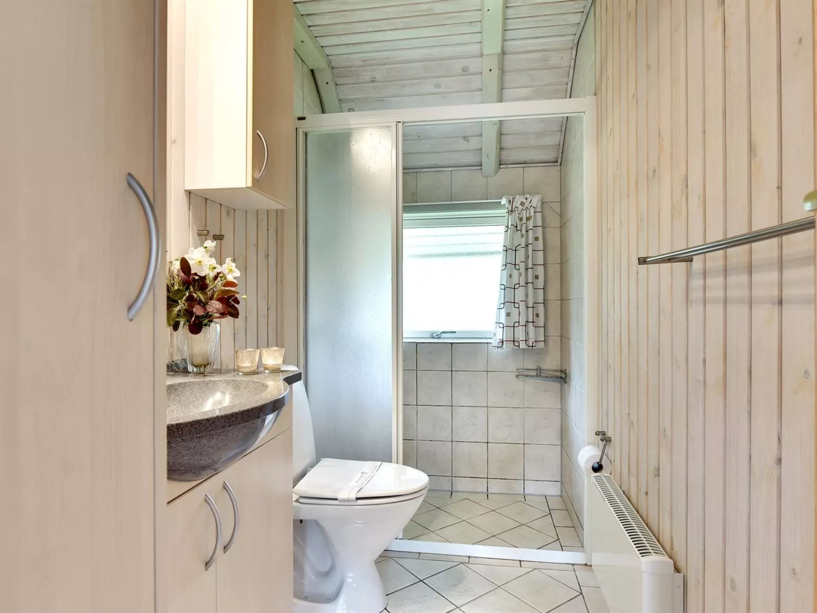 "Emmi" - 2.5km from the sea-Inside