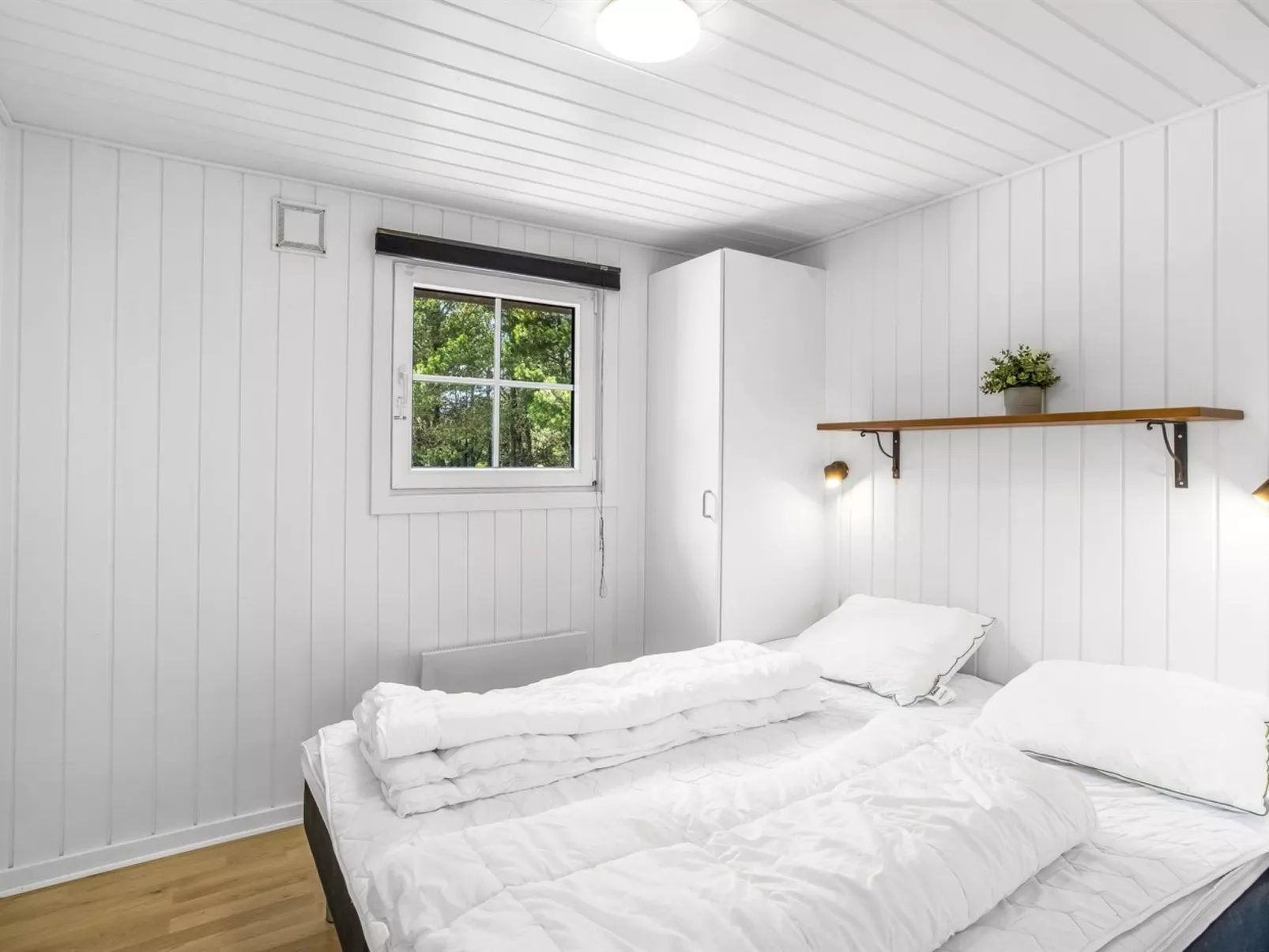 "Joseline" - 1.8km from the sea-Inside