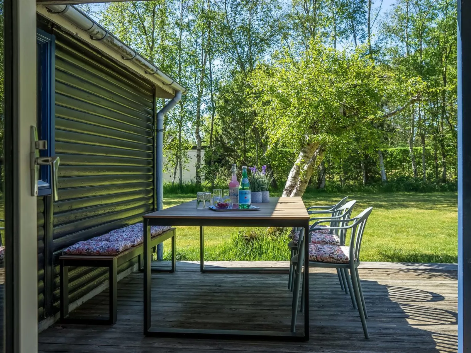 "Bene" -  from the sea-Outside