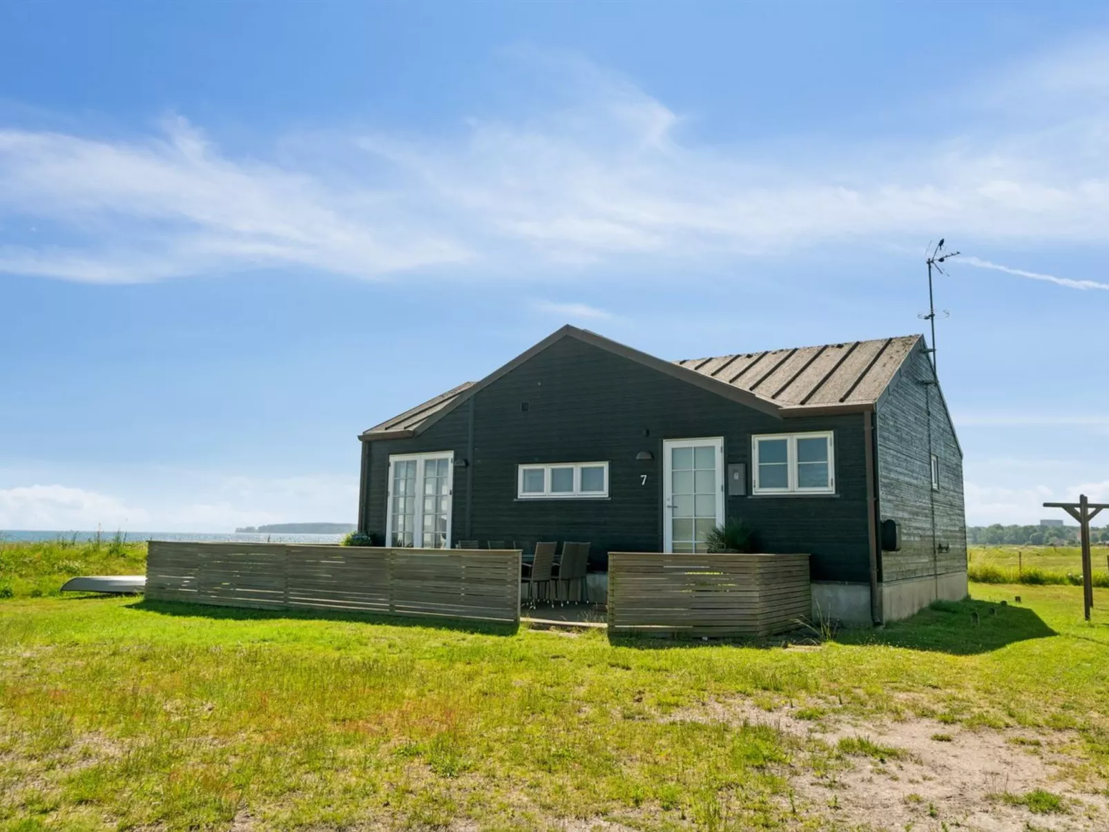 "Dory" - 30m from the sea-Outside