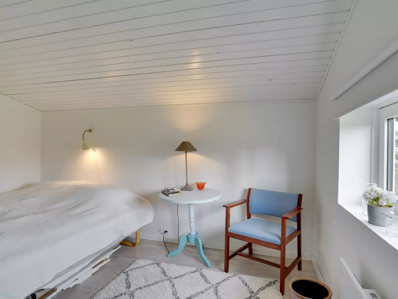 "Hendrina" - 500m from the sea-Inside