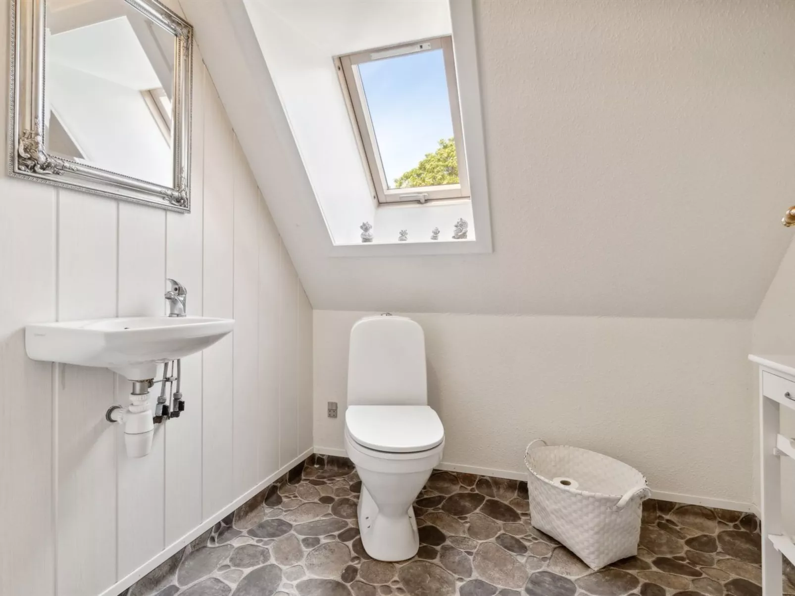 "Ieva" - 3.9km from the sea-Inside