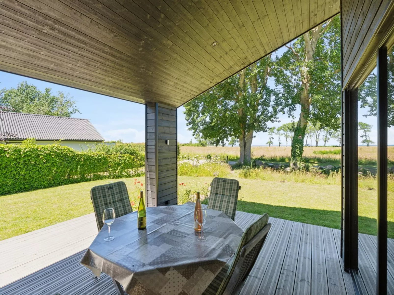 "Huldrik" - 100m from the sea-Outside