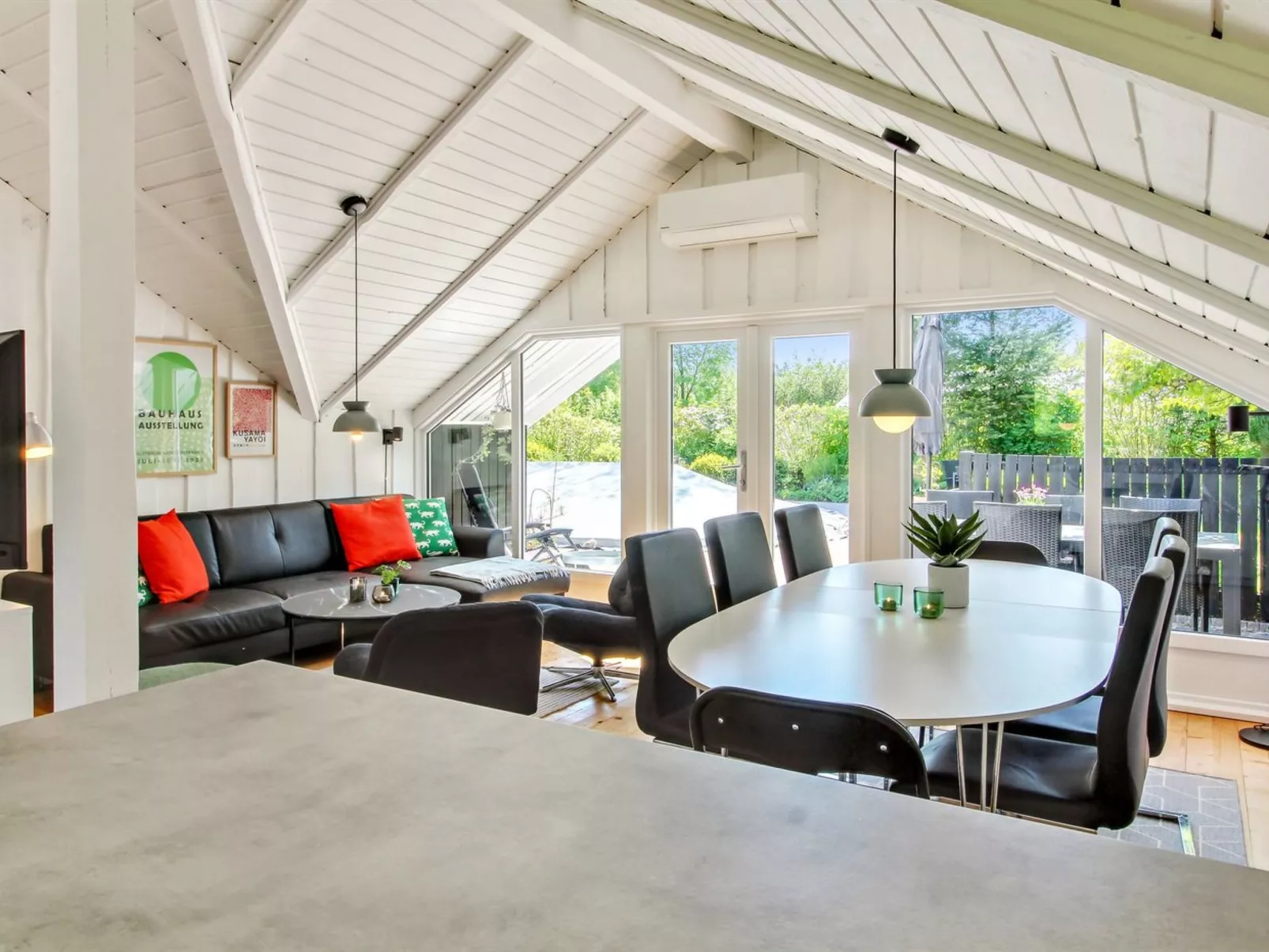 "Jaakob" - 30km from the sea-Inside