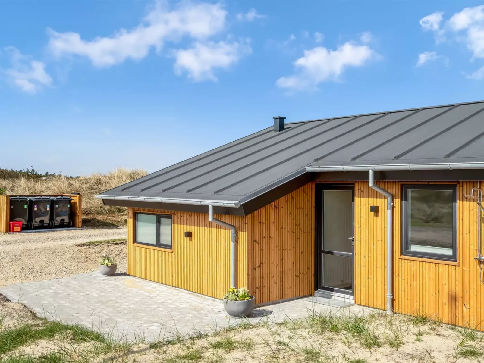 "Helga" - 650m from the sea-Draußen