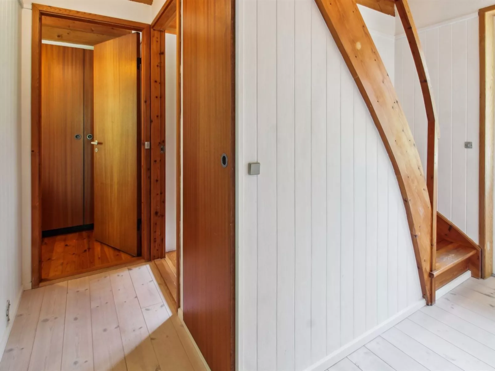 "Kersta" - 3.3km from the sea-Inside