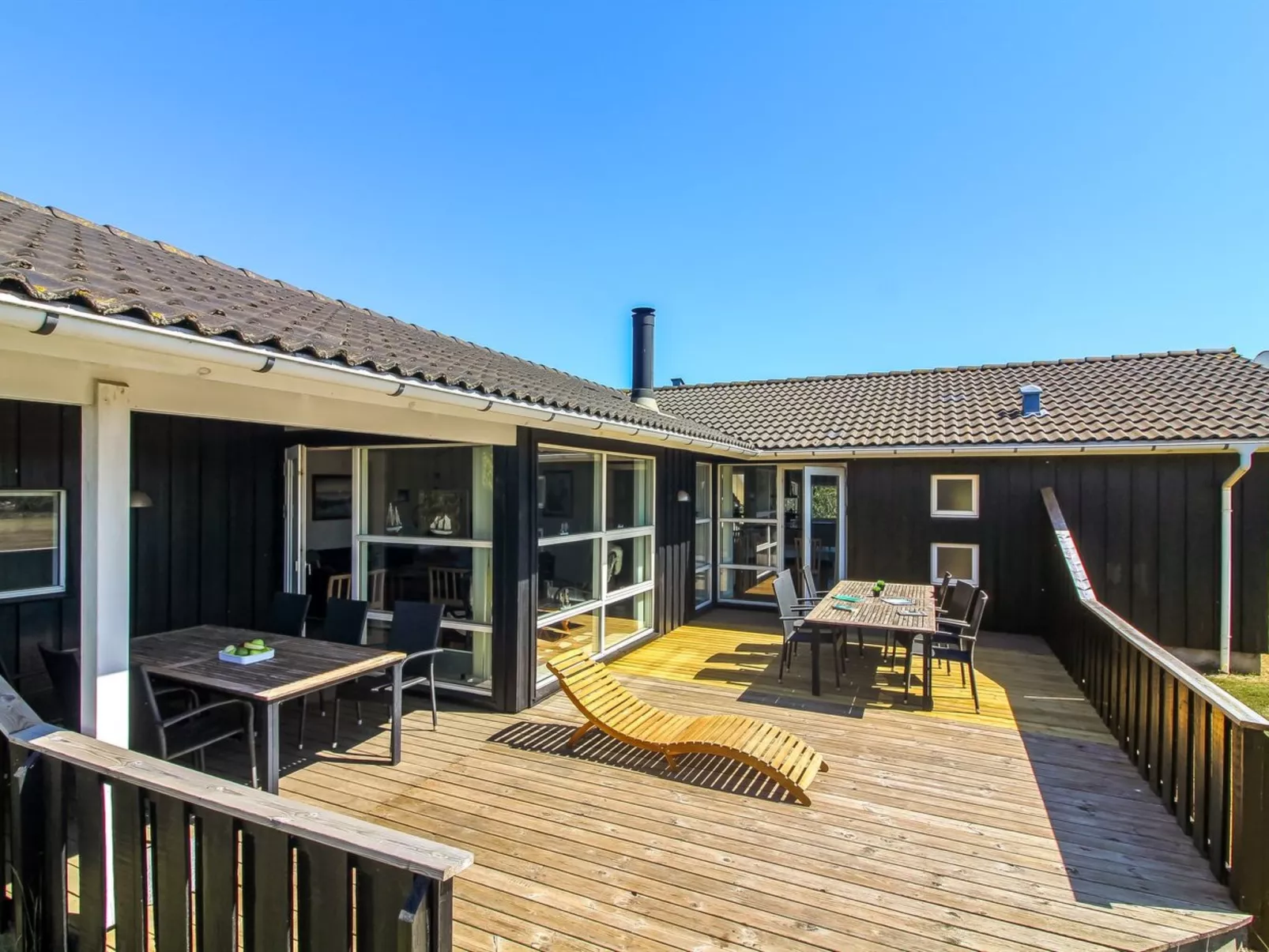 "Juris" - 950m from the sea-Outside