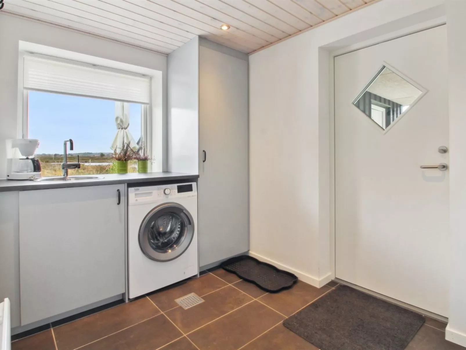 "Golubinka" - 2.5km from the sea-Inside