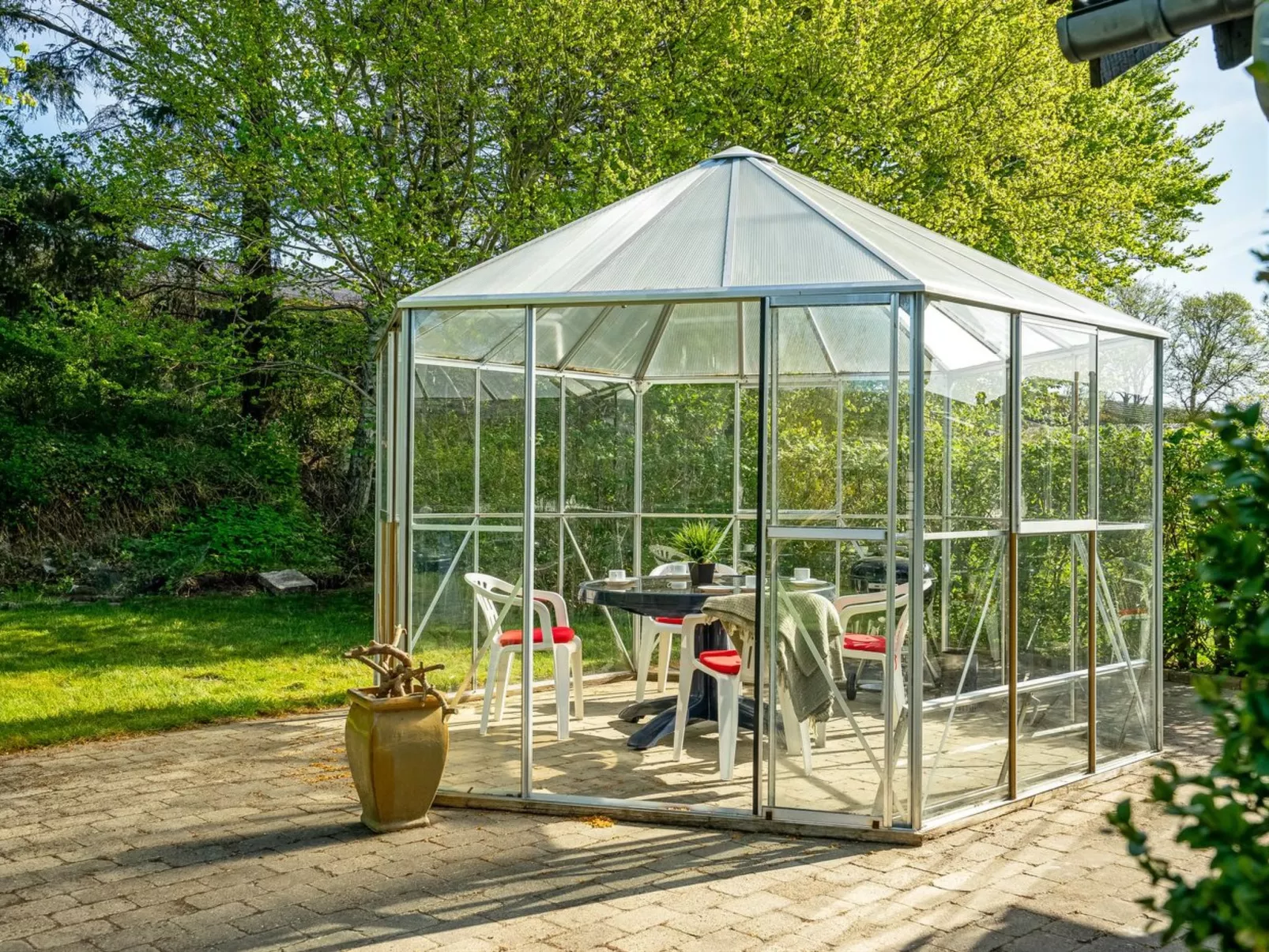 "Satu" - 2km from the sea-Outside