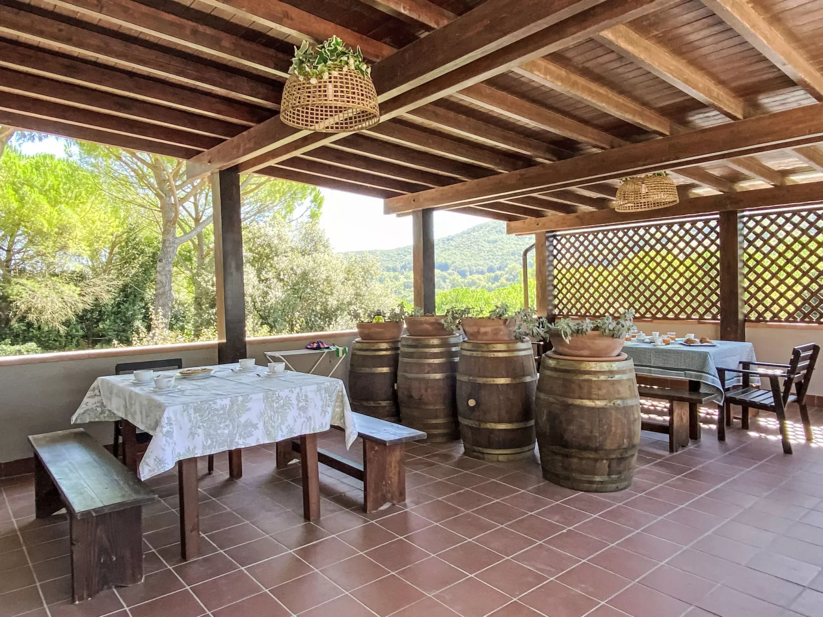 Casalvecchio-Outside