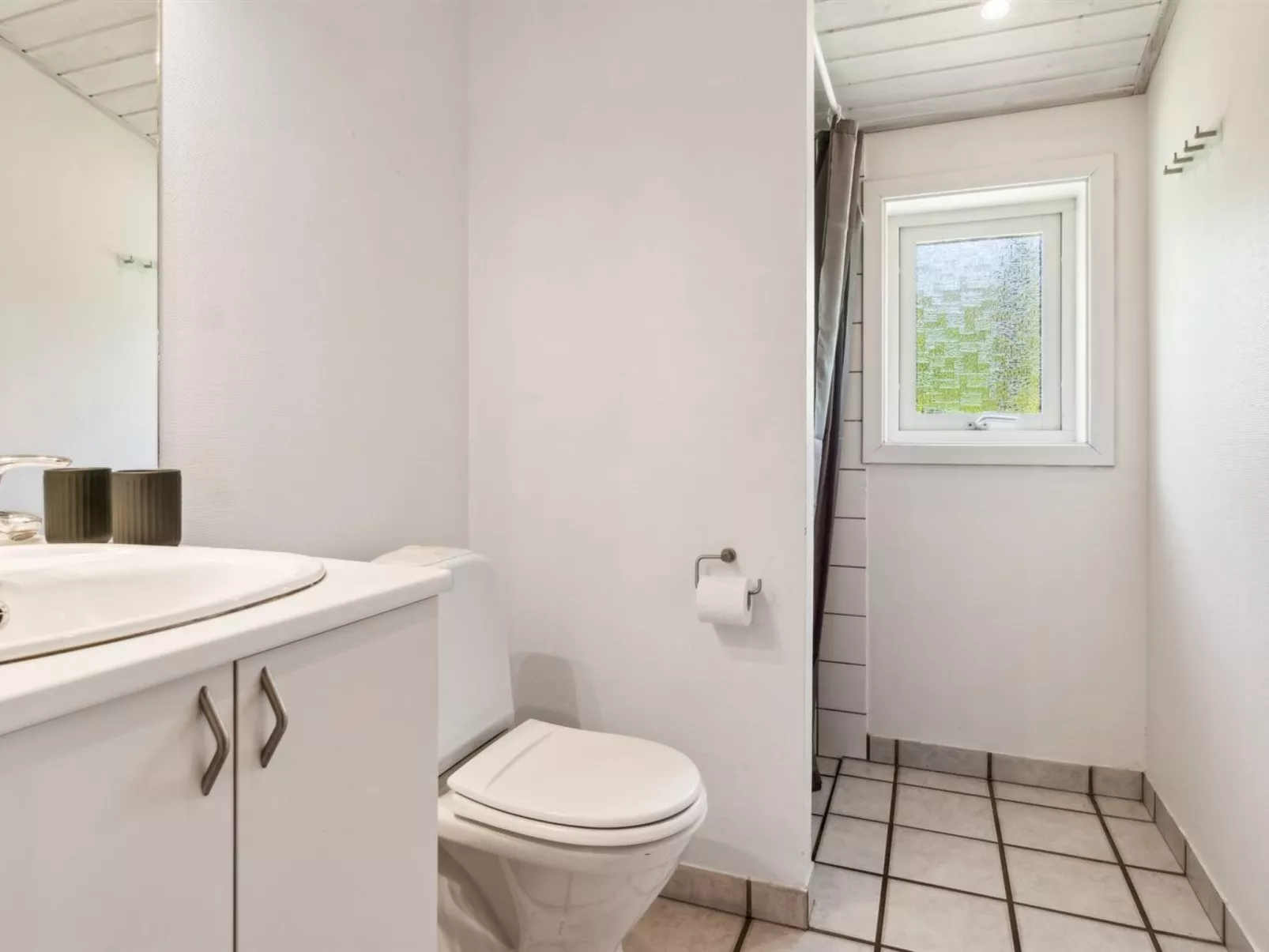 "Auvo" - 200m from the sea-Drinnen