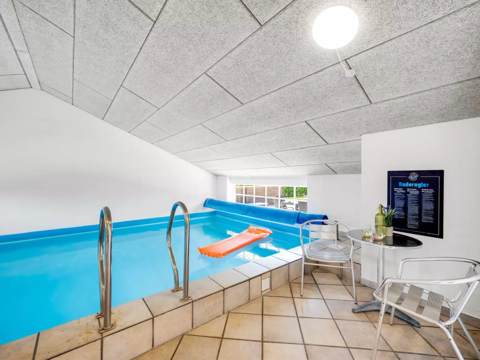 "Holga" - 400m from the sea-Outside