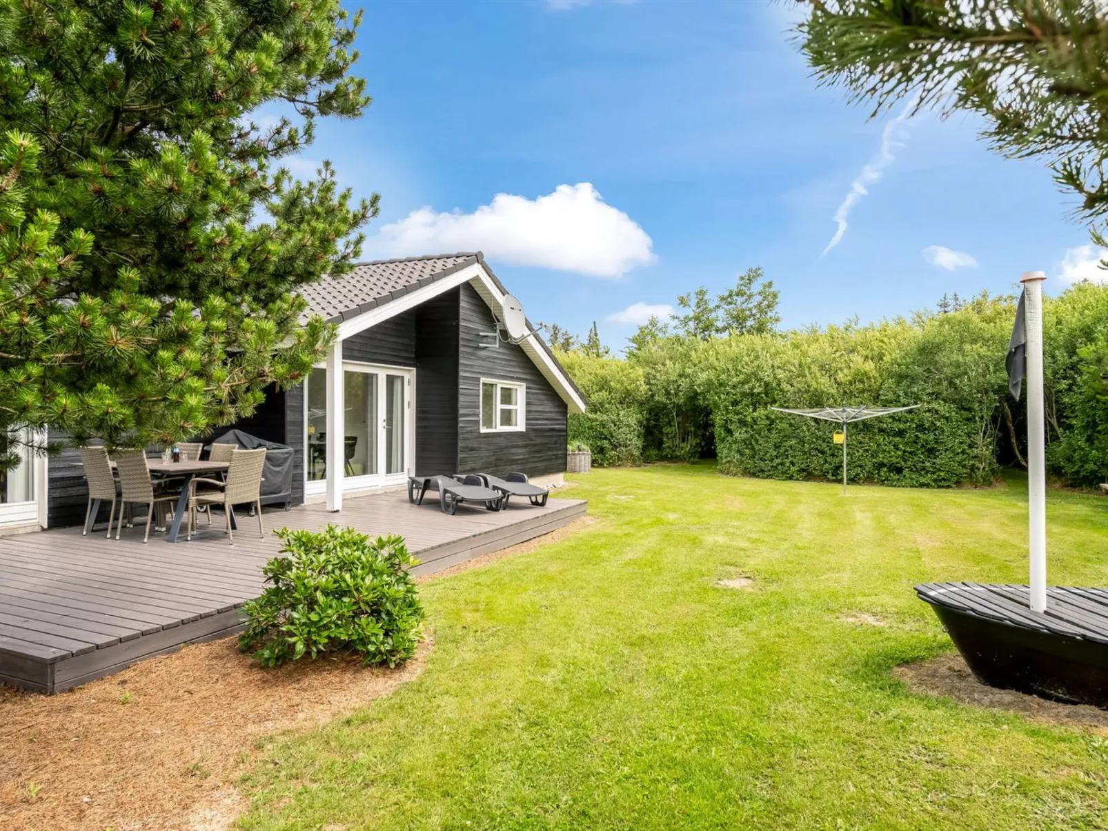 "Lissi" - 3.5km from the sea-Outside