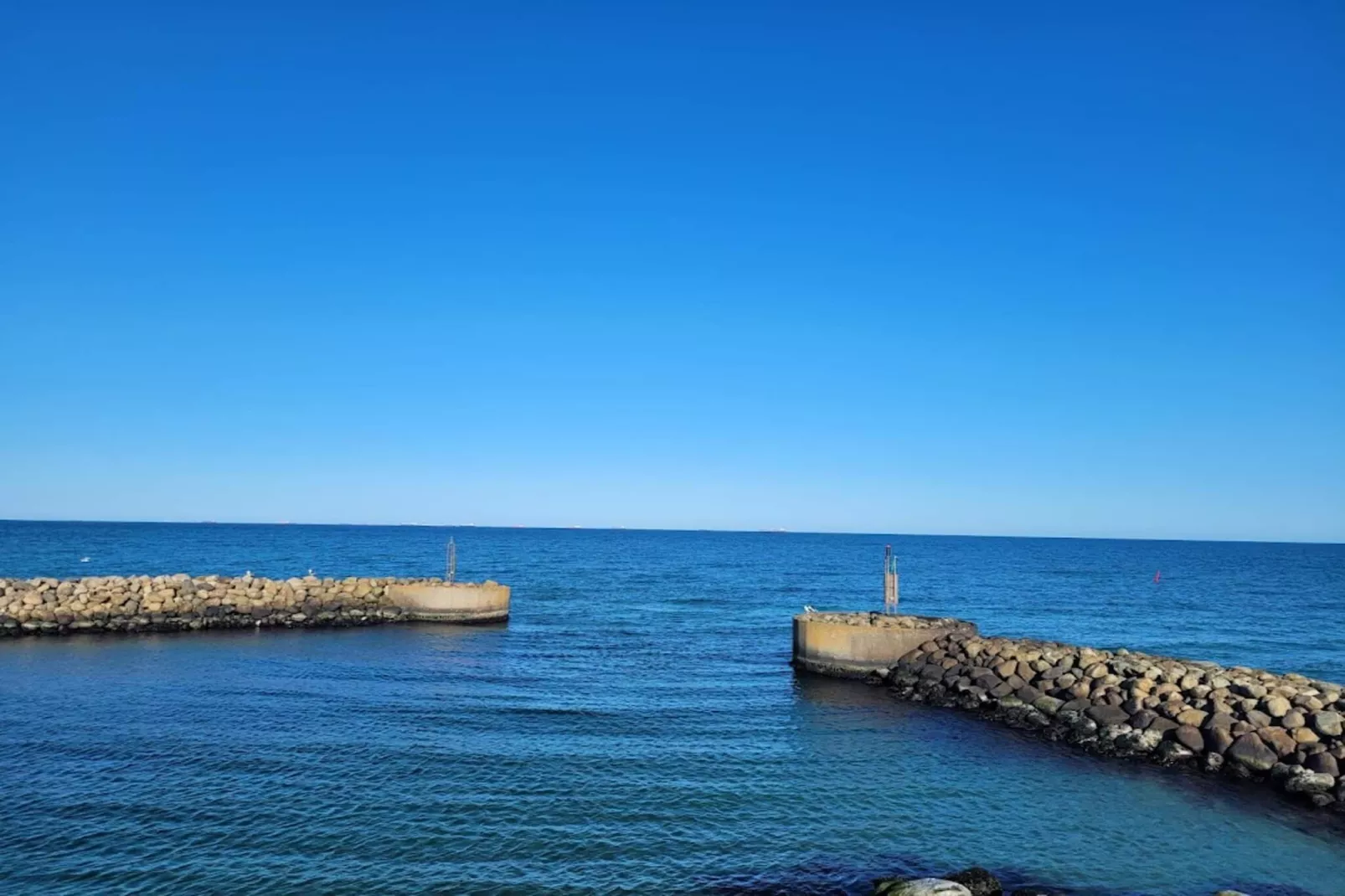 8 person holiday home in Ålbæk-Water view