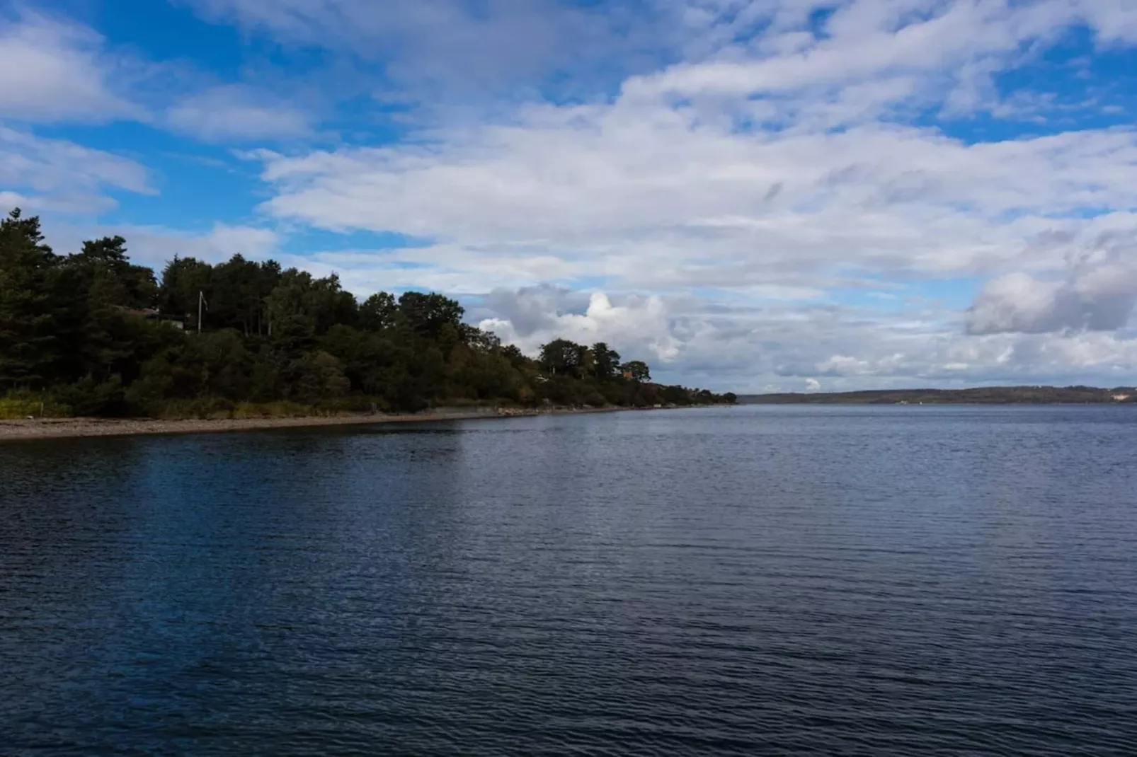 Secluded Haven in Hvidbjerg - By Traum Ferienwohnungen-Water view