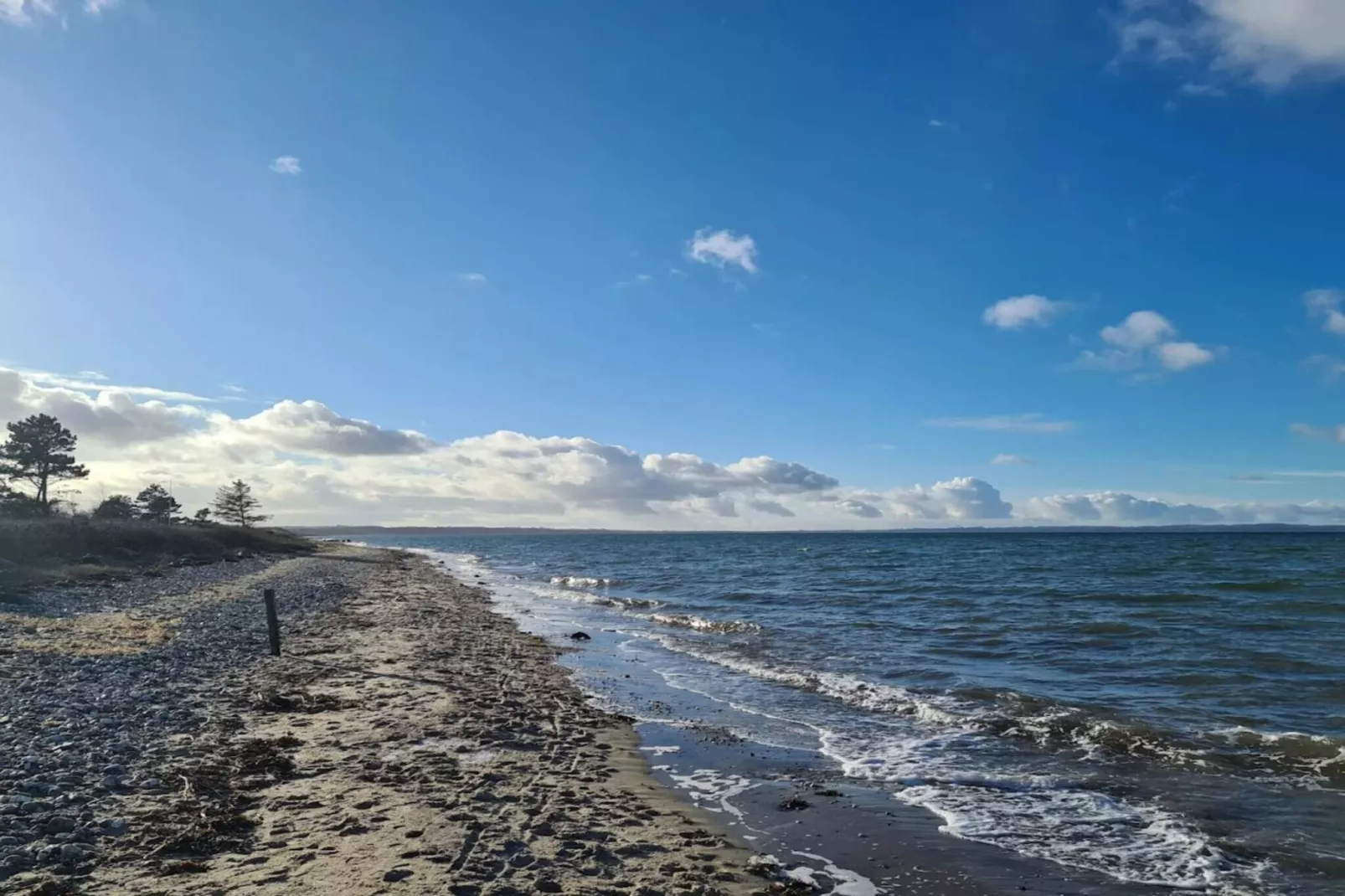 Luxury Pool Villa by Sea - By Traum Ferienwohnungen-Water view