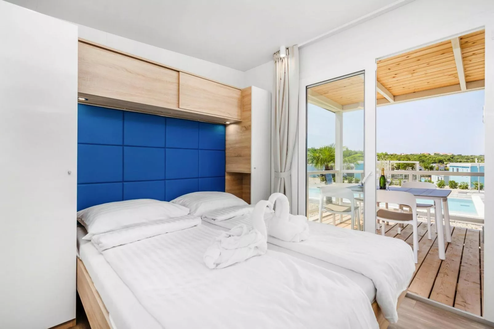 Mobile Homes, Omisalj-Mobilhome GOLD-Schlafzimmer