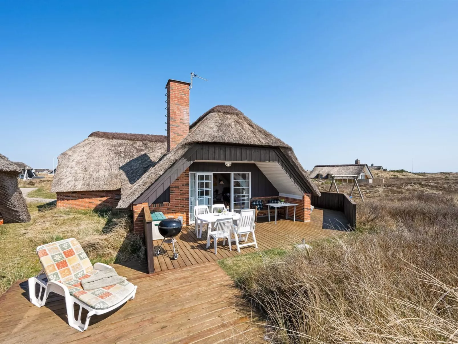 "Slava" - 250m from the sea-Outside