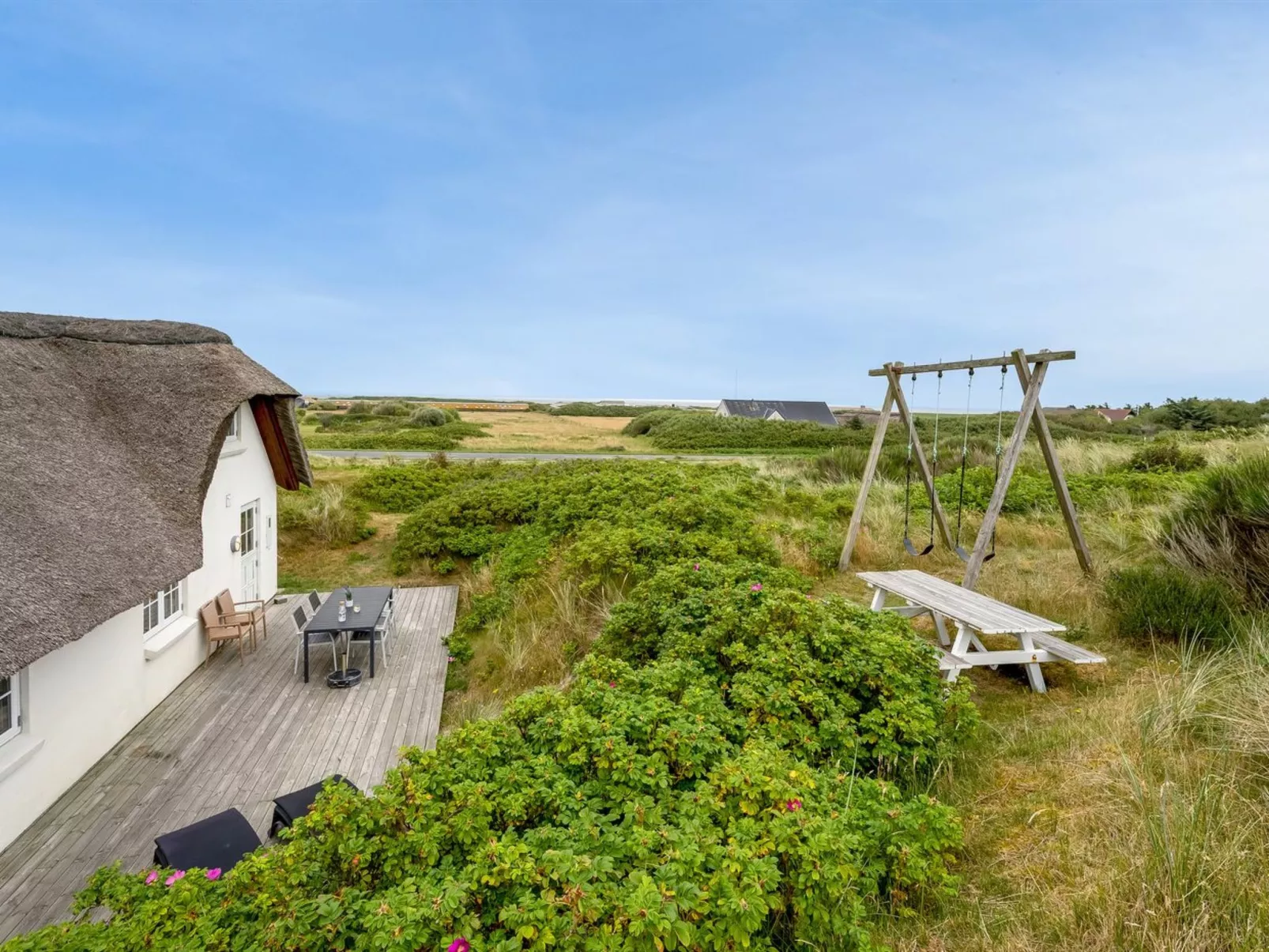 "Erle" - 200m to the fjord-Outside