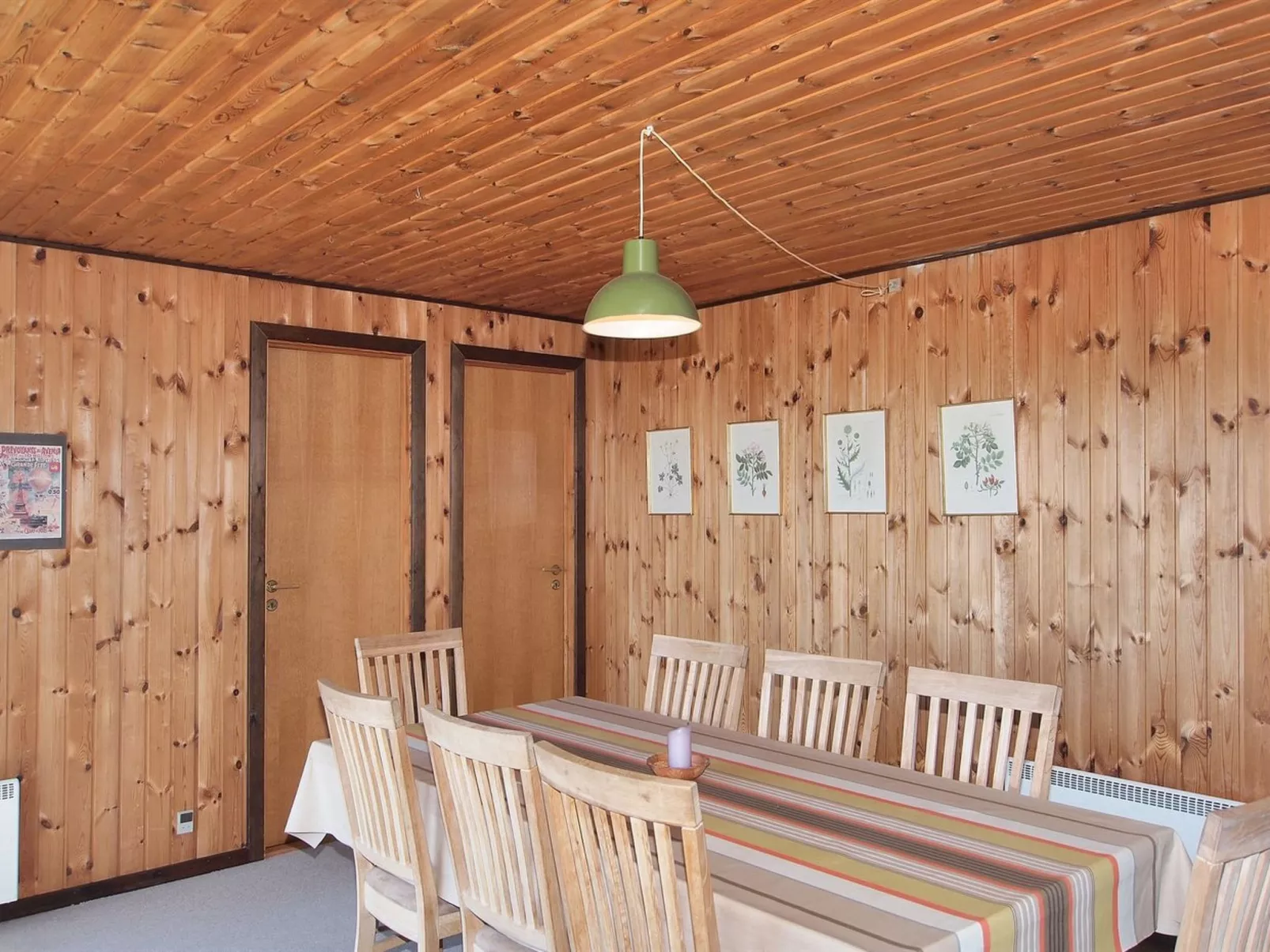 "Alka" -  from the sea-Drinnen