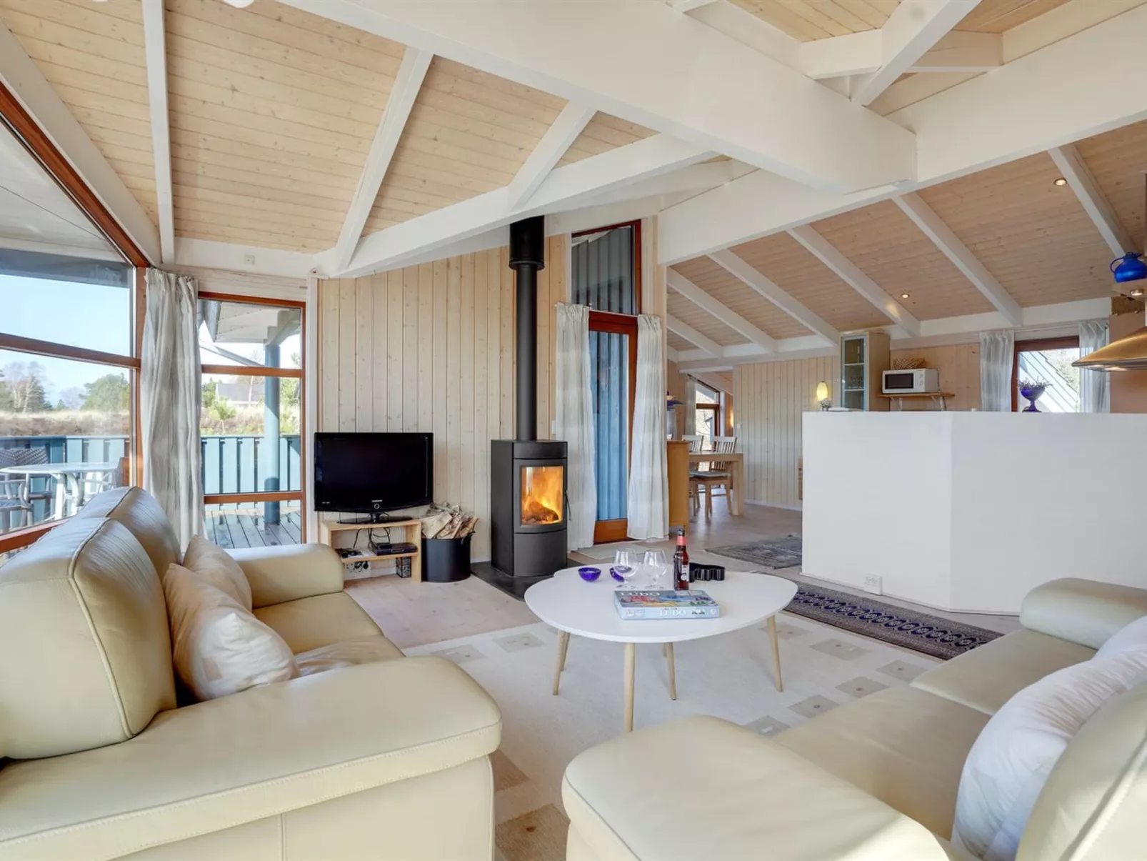 "Bessi" - 700m from the sea-Inside