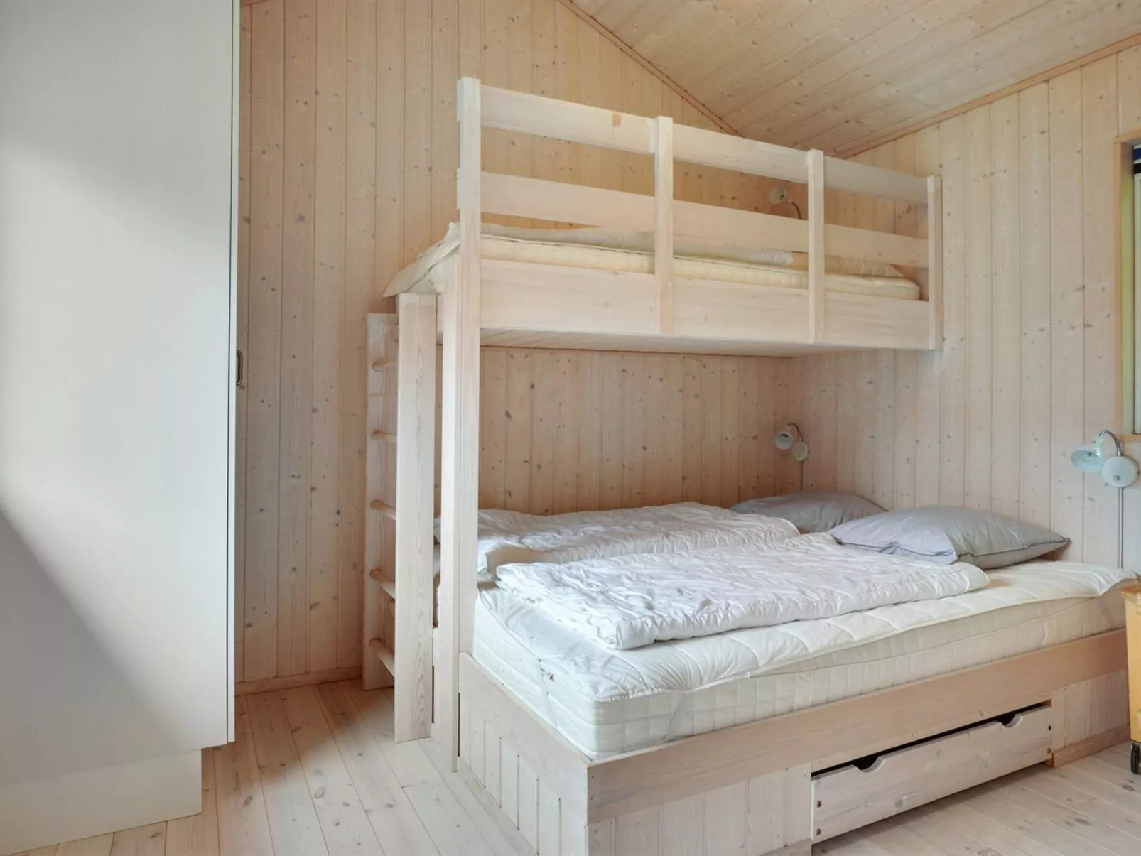 "Efka" - 175m from the sea-Inside