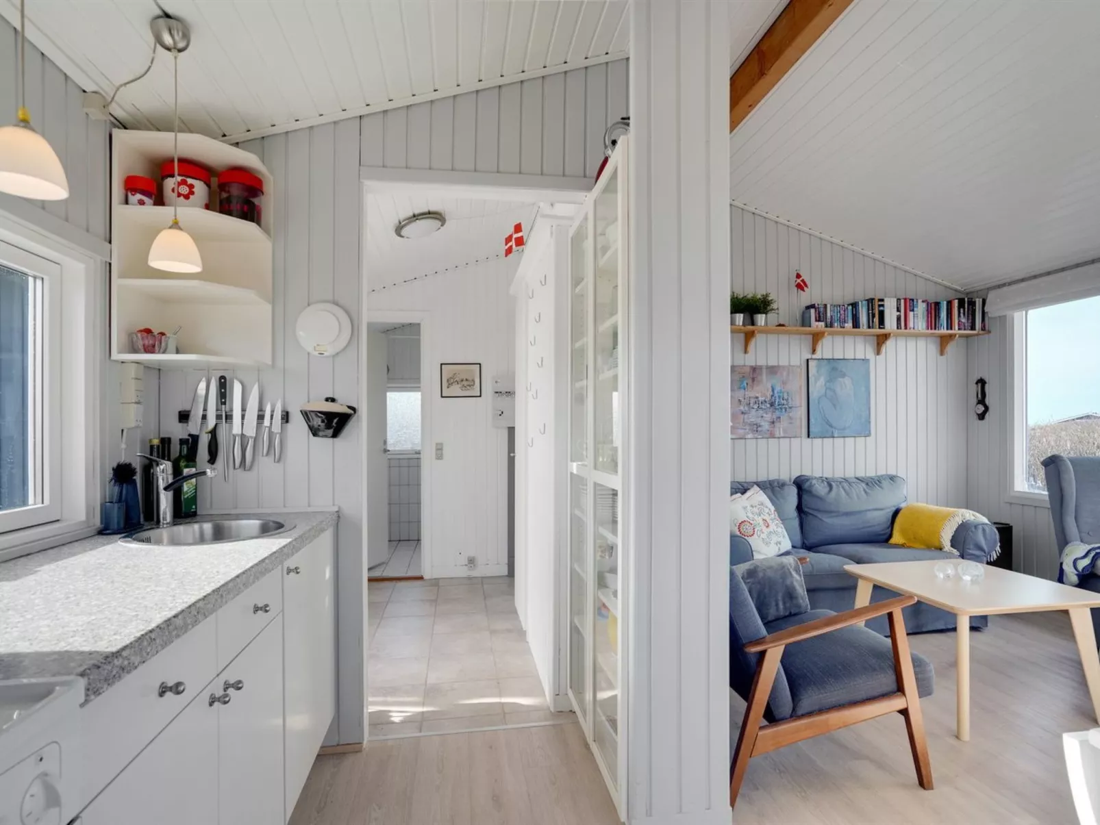 "Jace" - 75m from the sea-Dedans