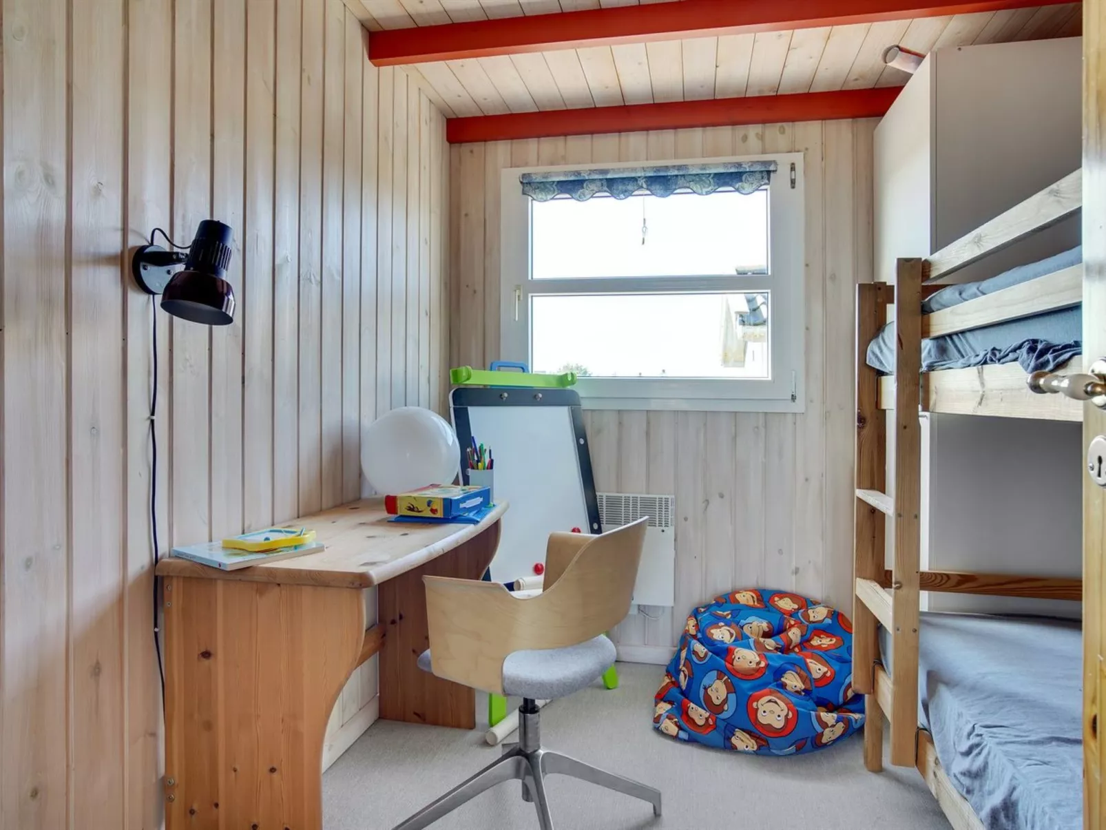 "Zafirka" - 364m from the sea-Inside