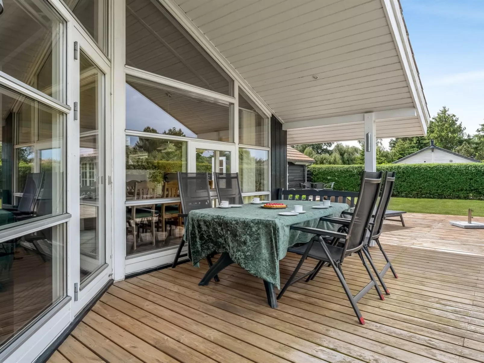 "Egino" - 1km from the sea-Outside