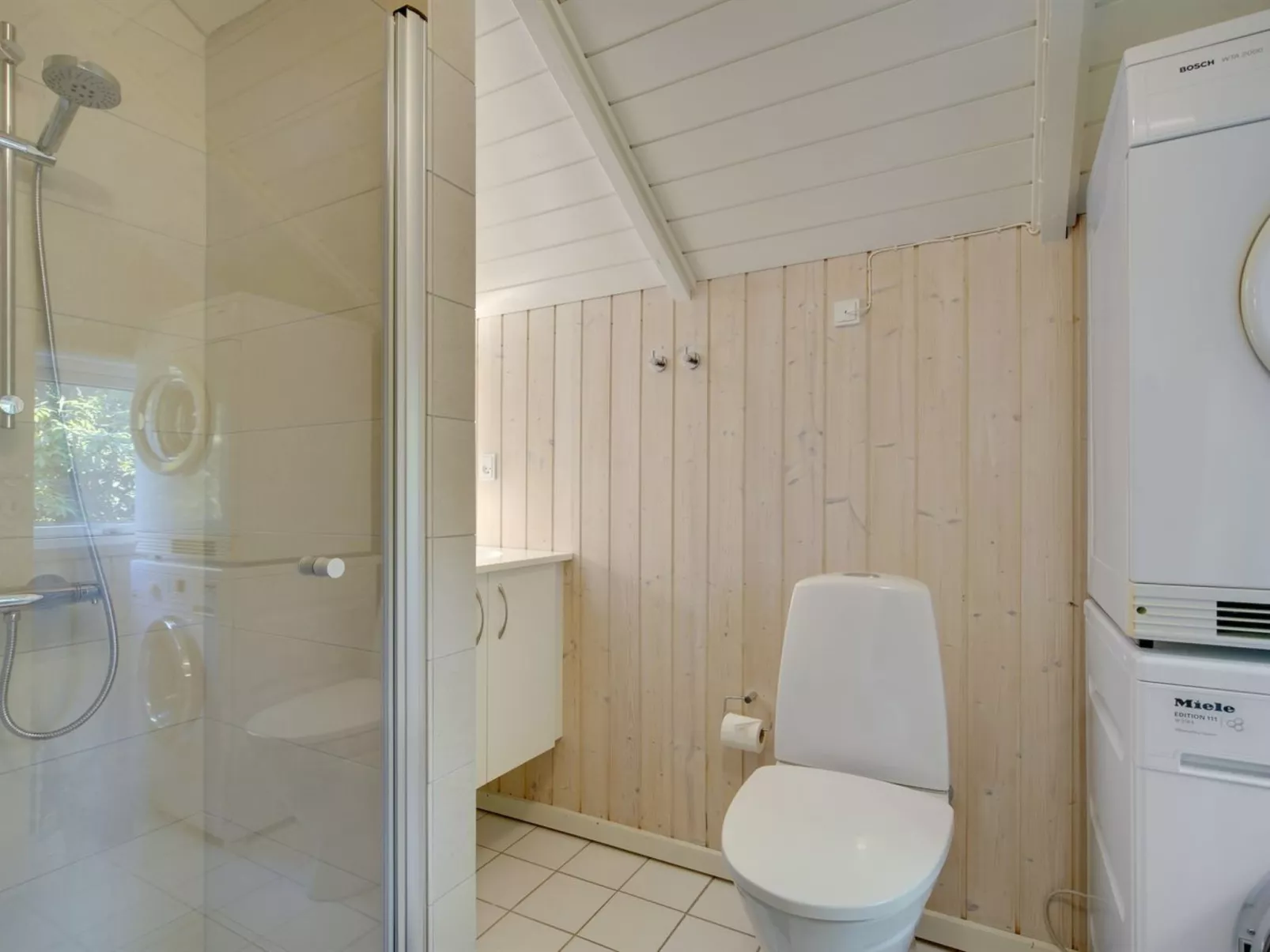 "Liselotta" - 550m from the sea-Drinnen