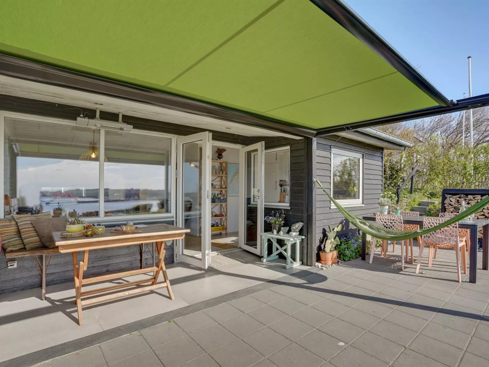 "Nielsen" - 30m to the fjord-Draußen