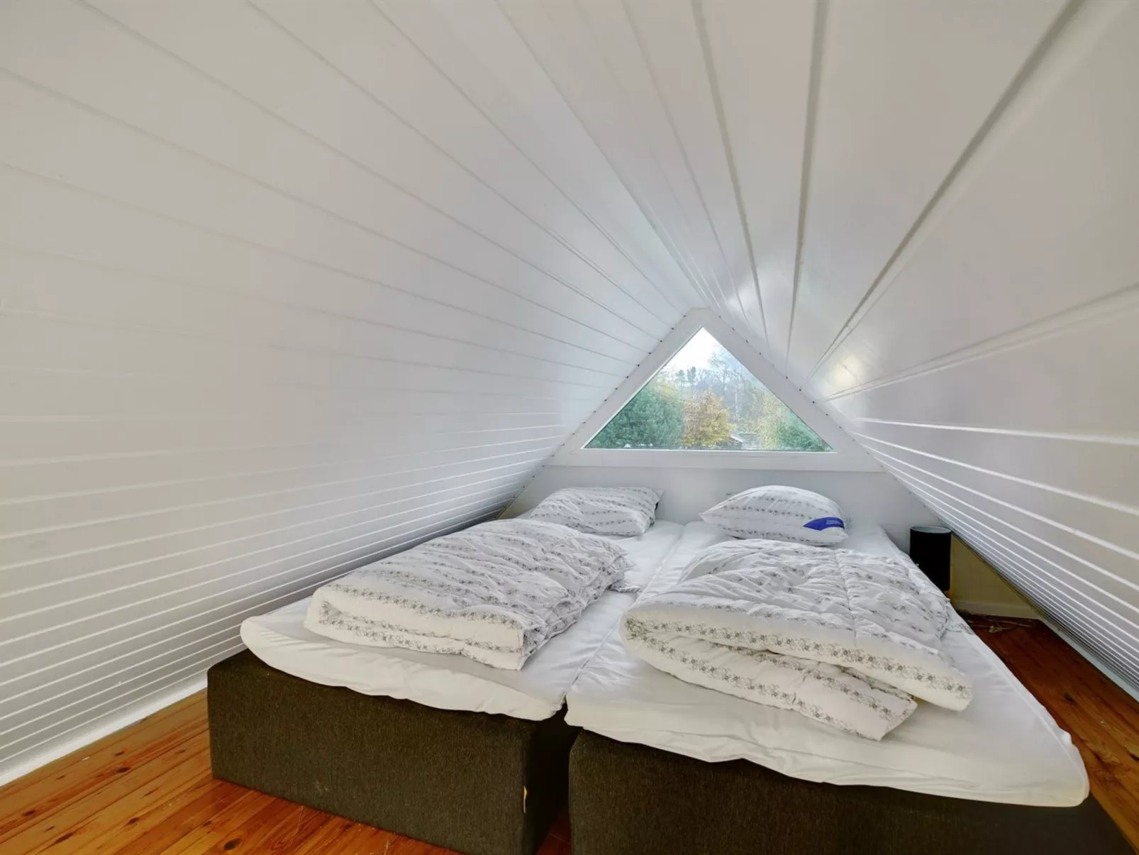 "Ingalil" - 650m from the sea-Inside