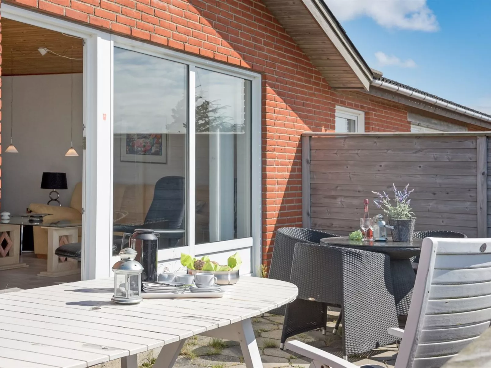 "Dorothea" - 450m to the fjord-Draußen