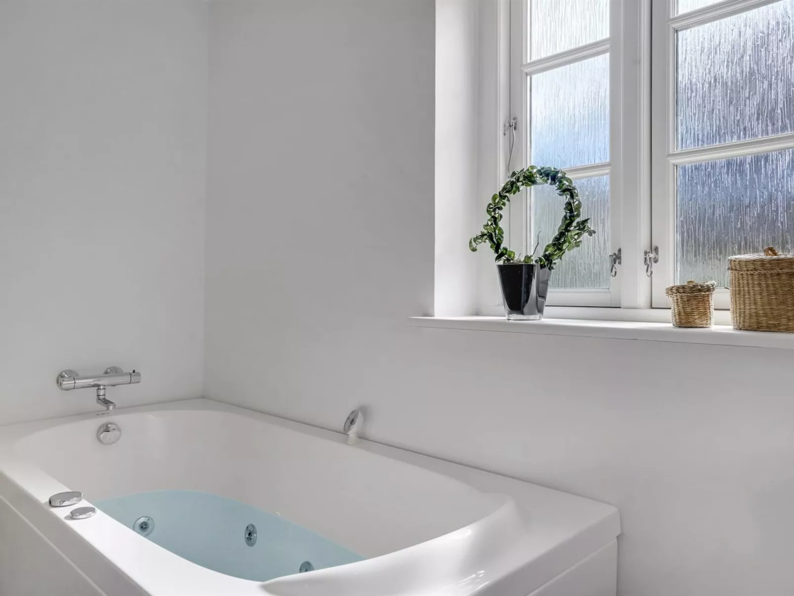 "Stephie" - 1.1km from the sea-Inside