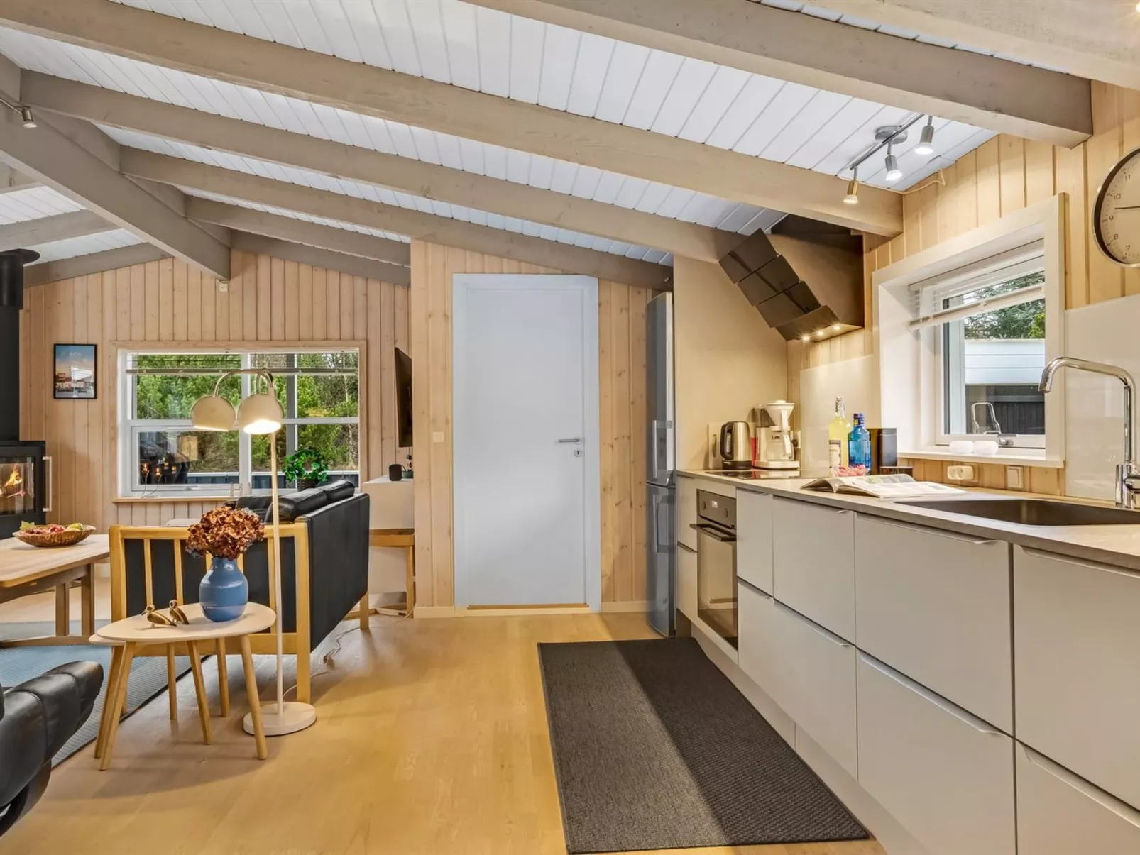 "Bia" - 250m from the sea-Inside