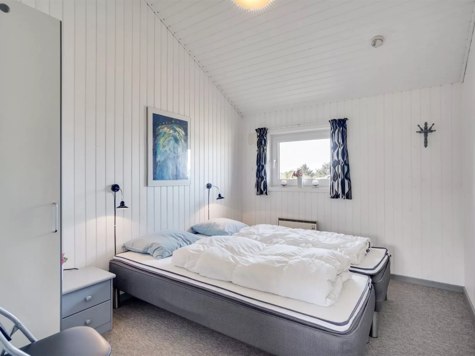 "Esir" - 800m from the sea-Inside