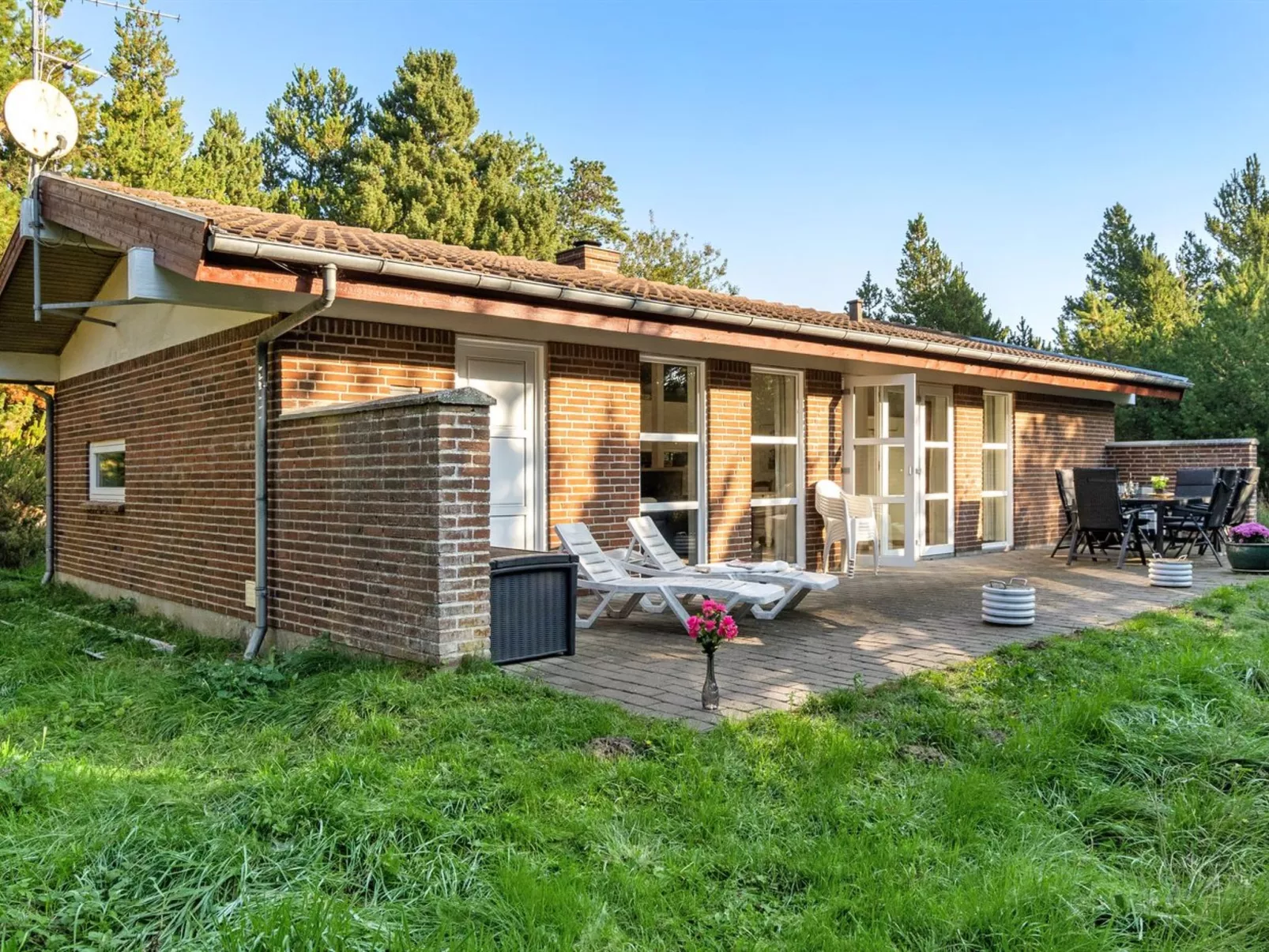 "Reinbald" - 1km from the sea-Outside