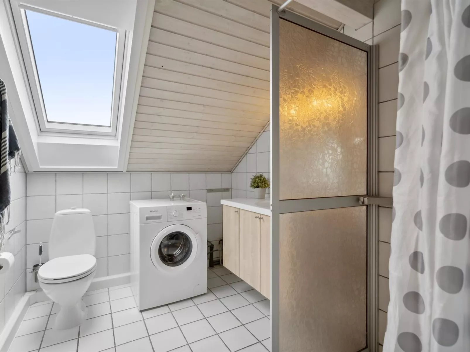 "Aldora" - 2.3km from the sea-Inside