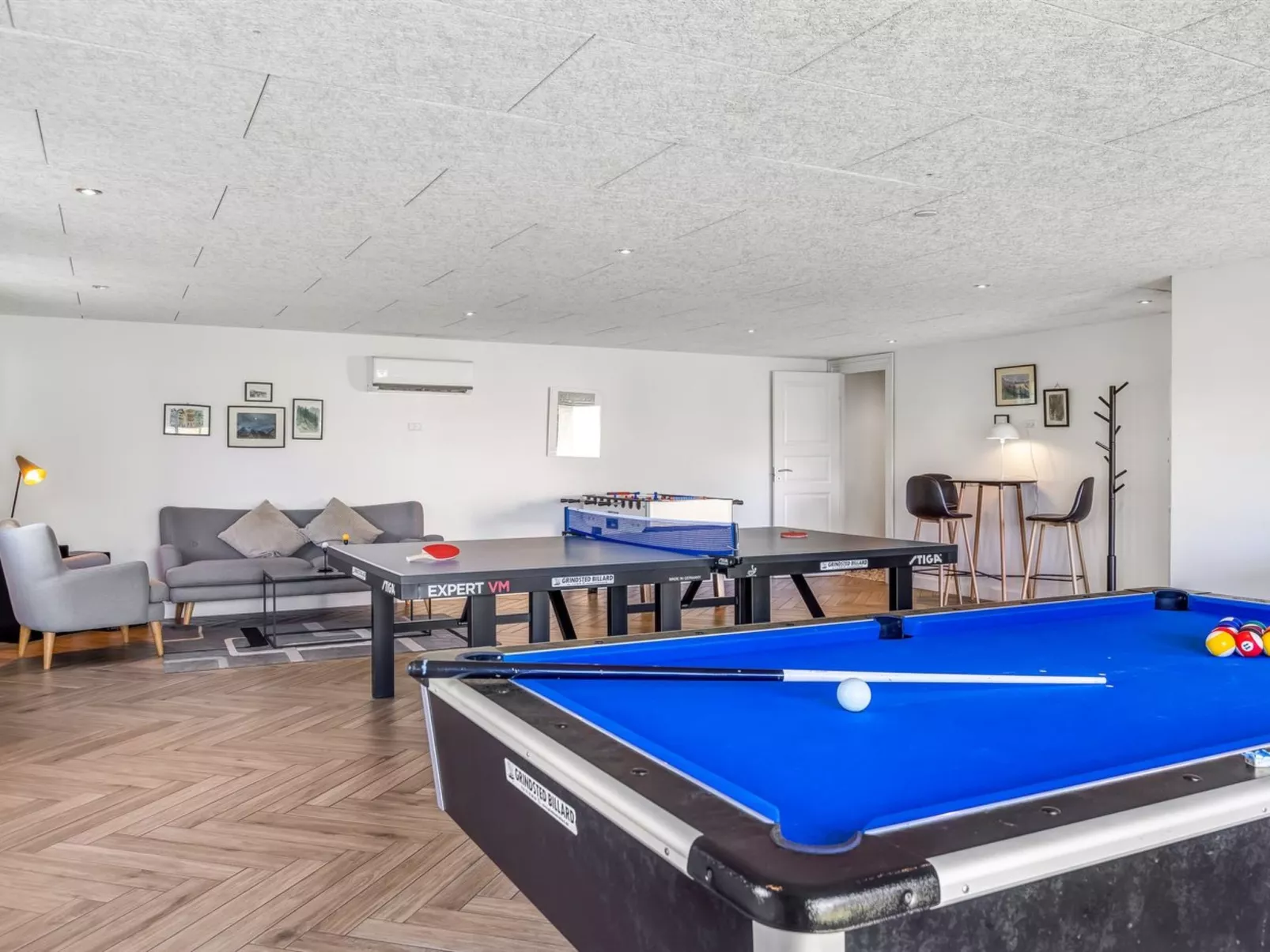 "Narvik" - 4.5km from the sea-Dedans