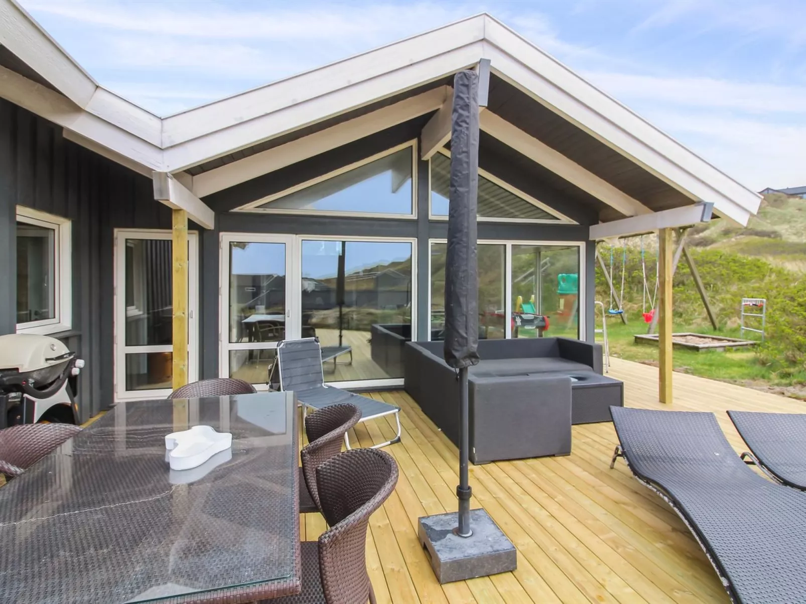 "Romil" - 350m from the sea-Outside