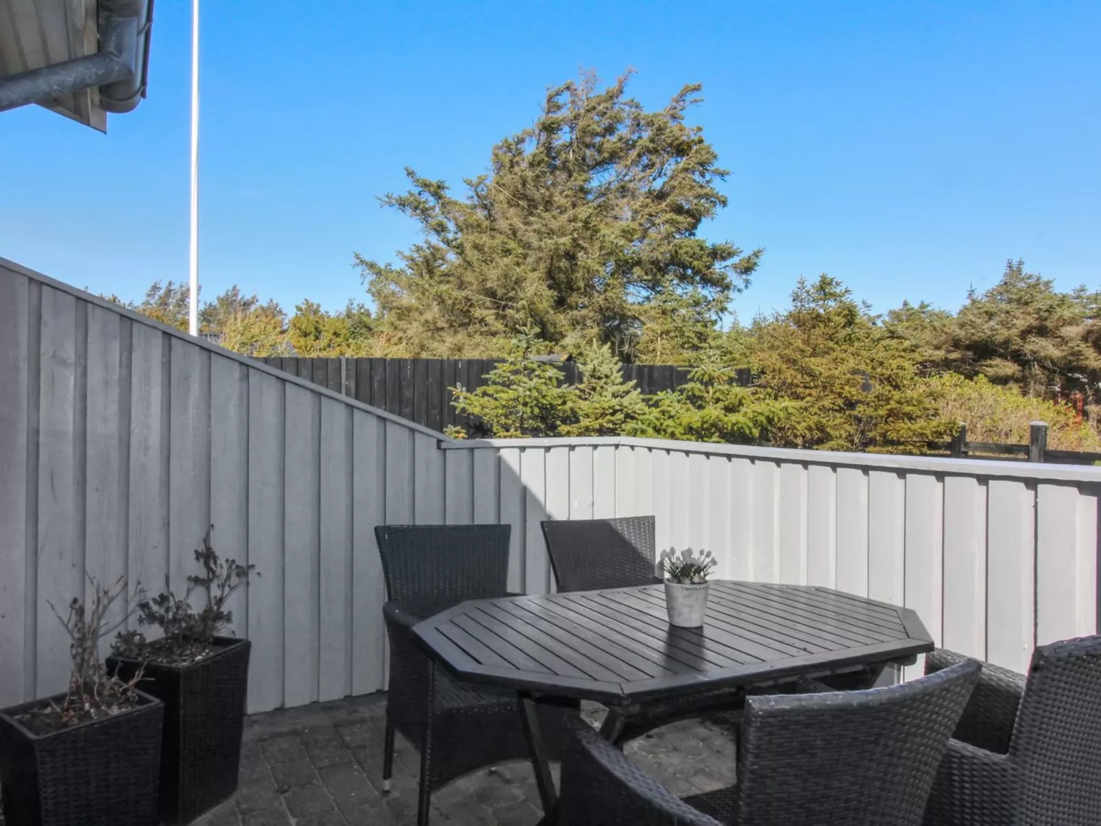 "Henryette" - 200m from the sea-Outside